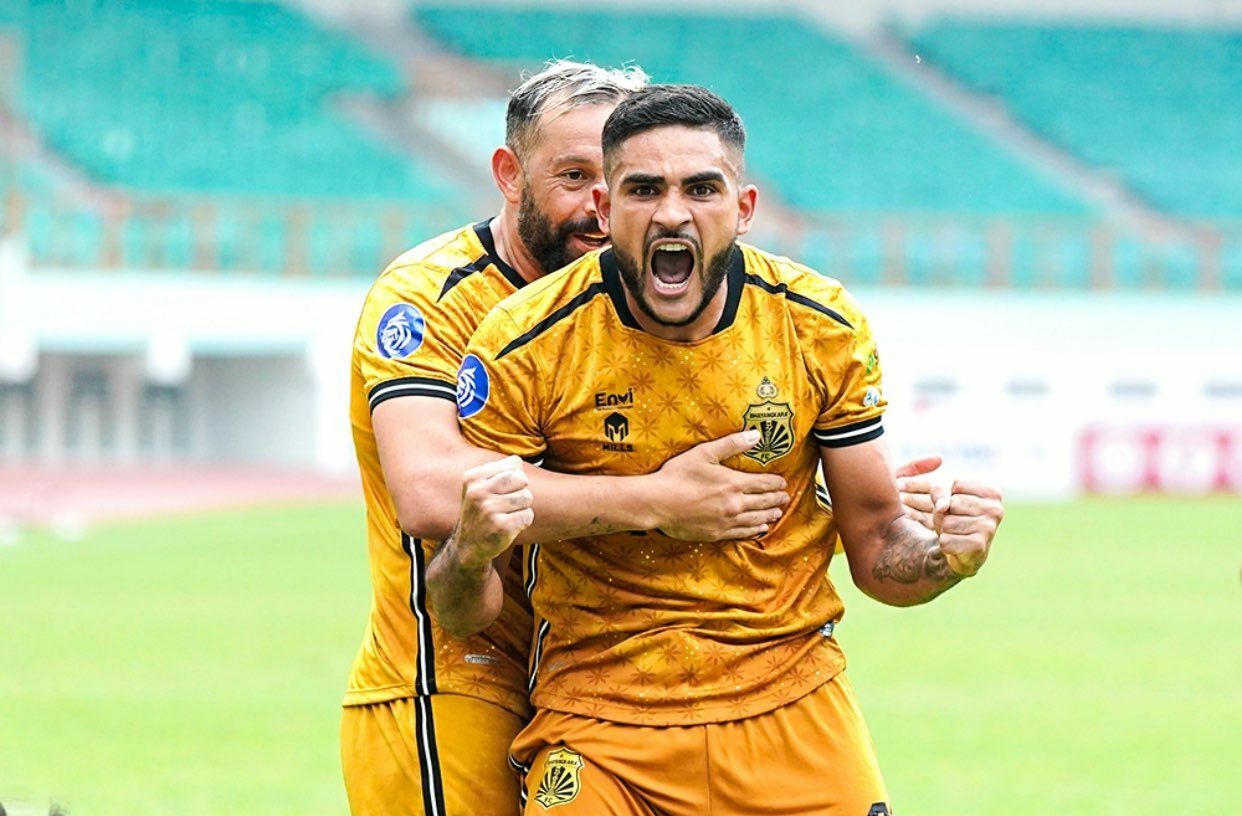 [預訂]23-24巴揚卡拉主場尼因高蘭球衣