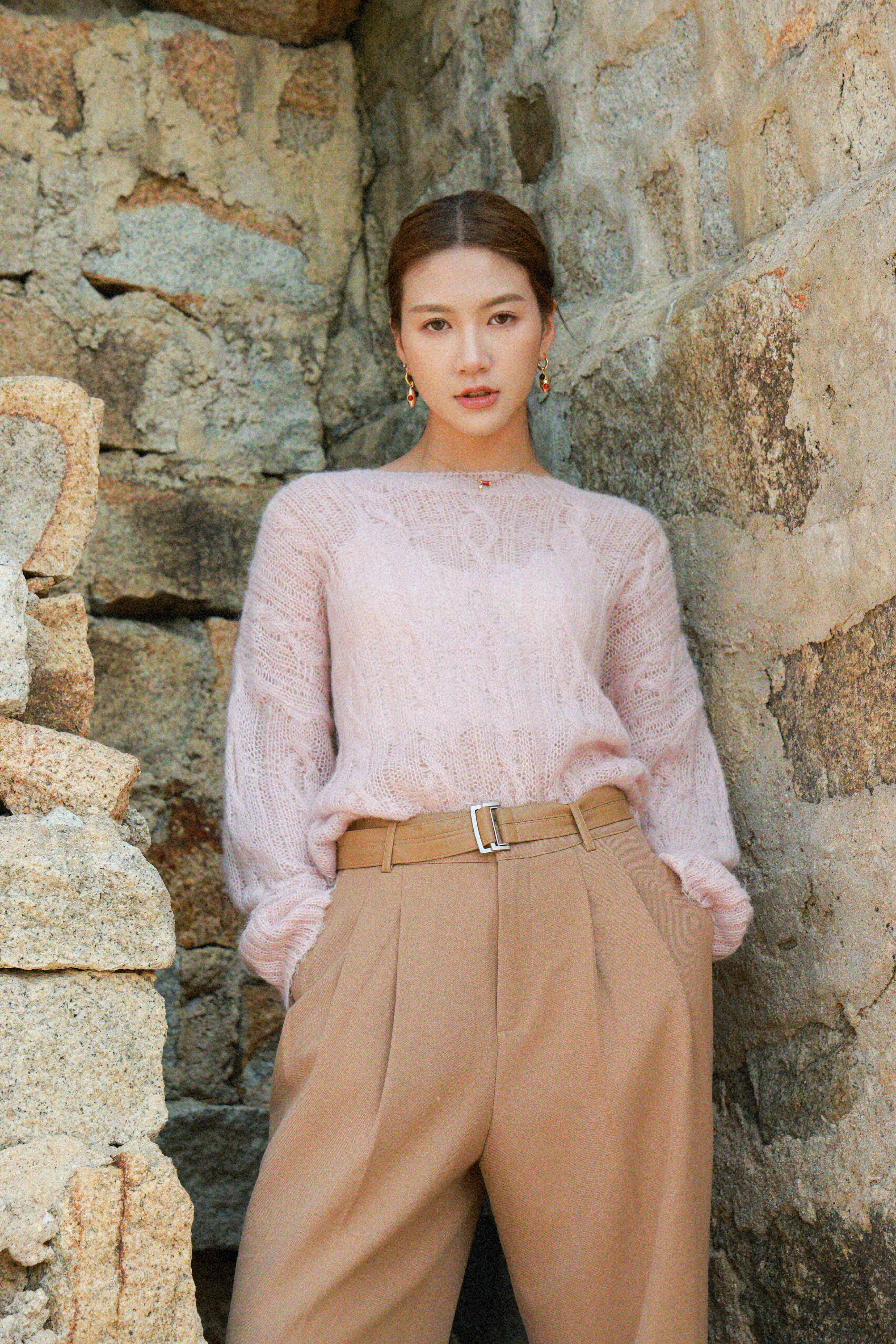 扭紋疏窿morhair冷衫（現貨款式）