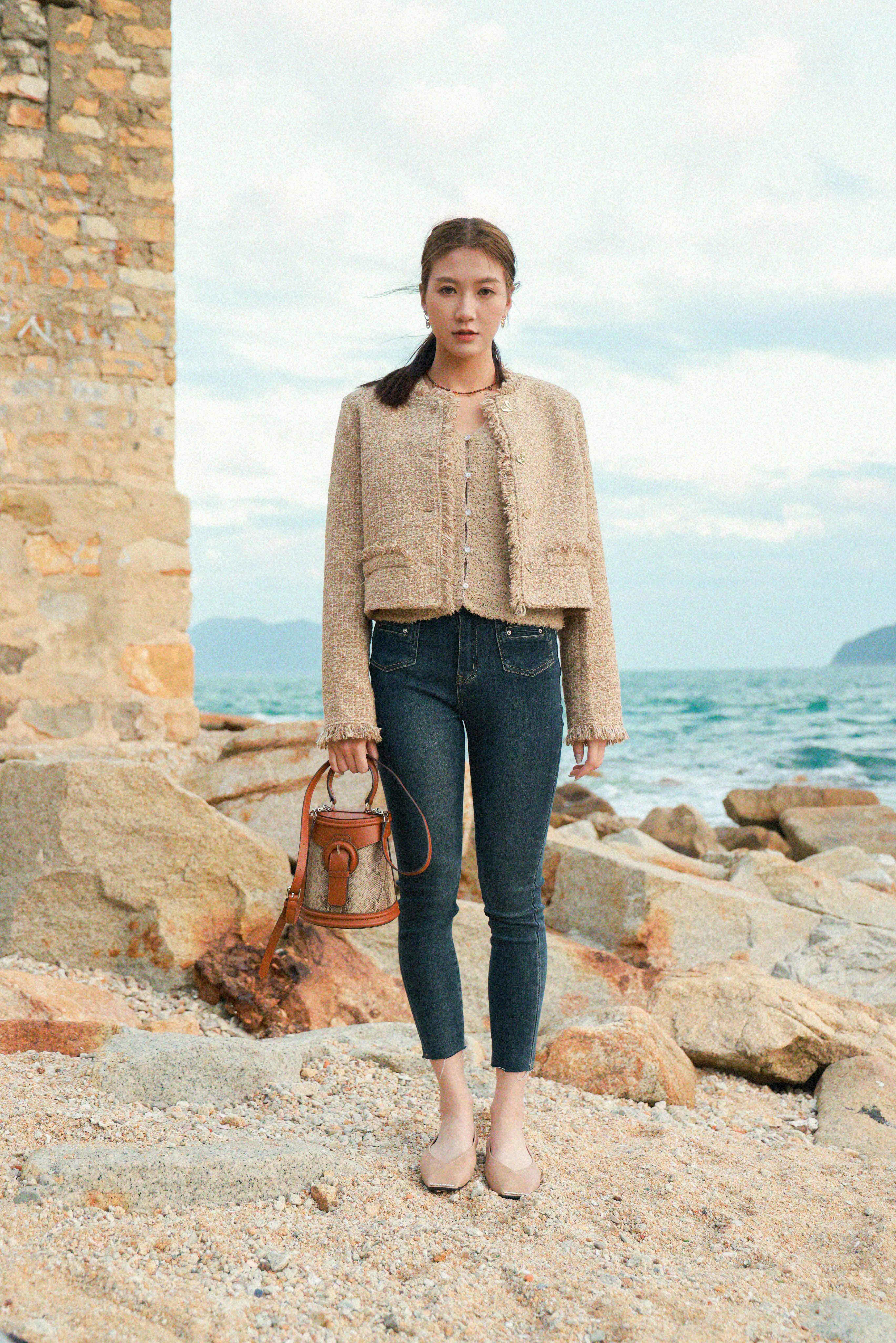 心心金鈕披邊tweed短褸（現貨款式）