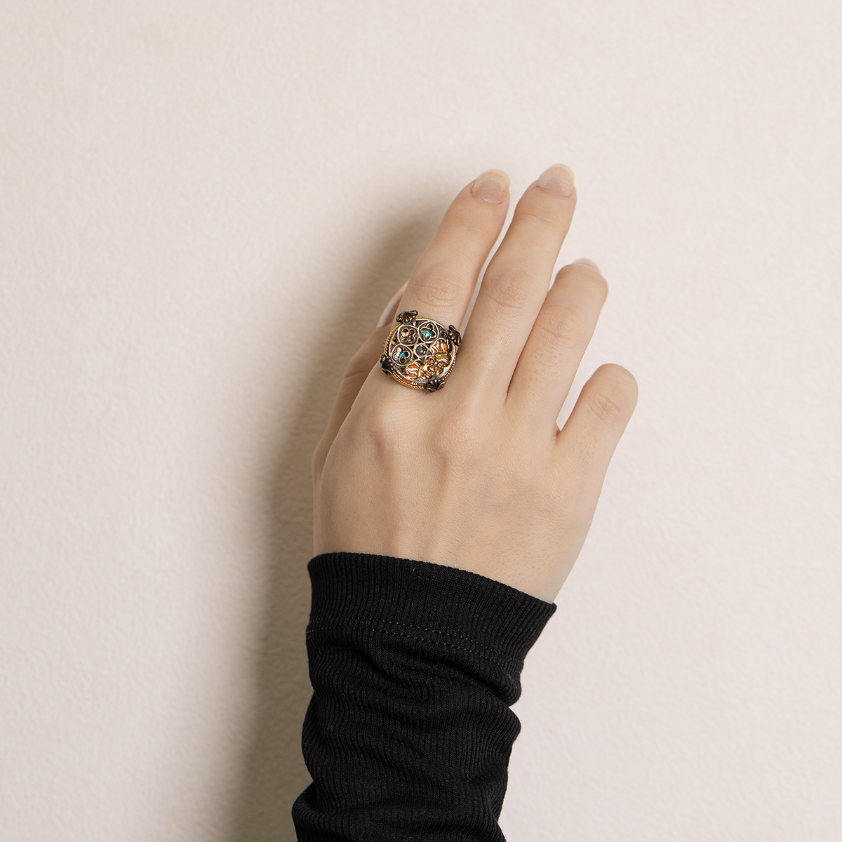 月亮與太陽轉盤戒指