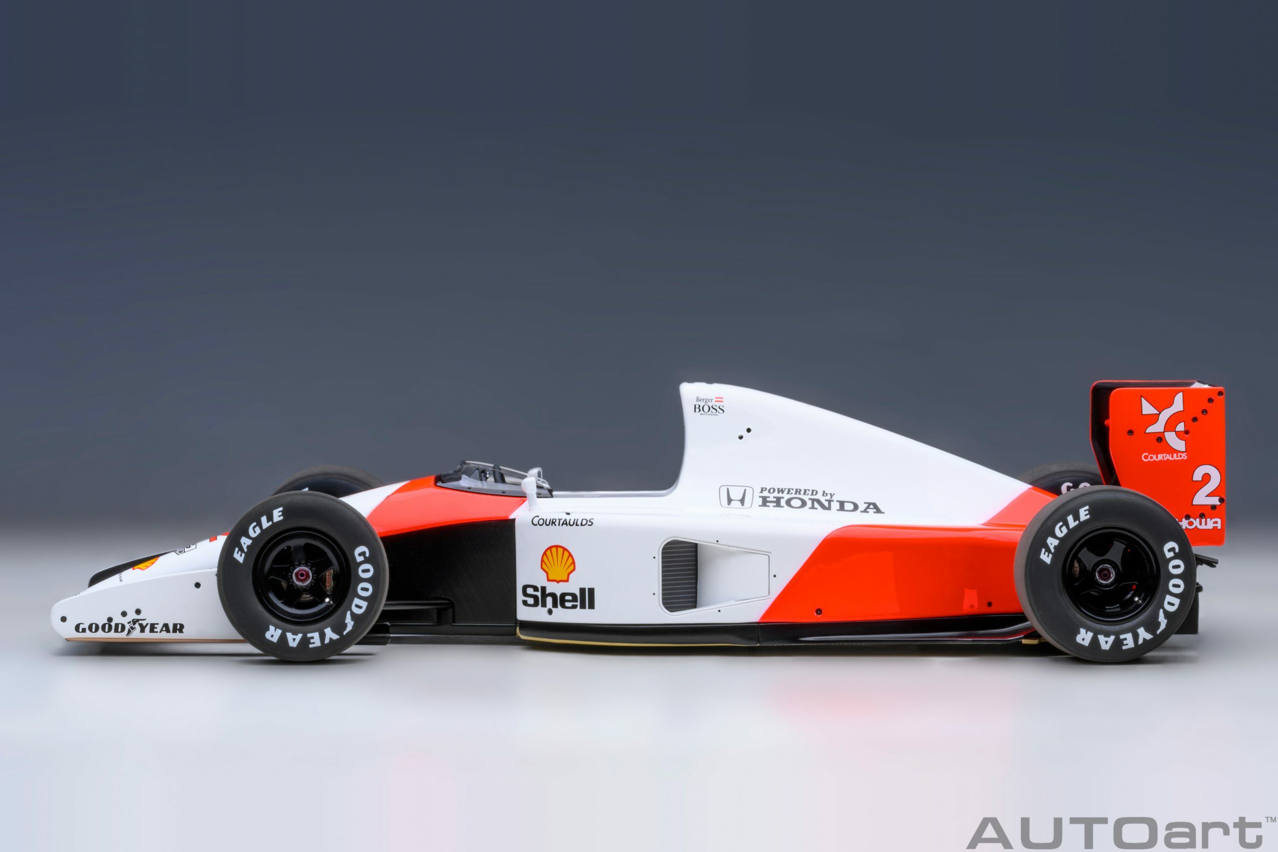 預訂:(訂金$300) (預訂價$1800) :1/18 AUTOART McLaren Honda MP4/6 1991 #2 (without McLaren logo)  (89152)