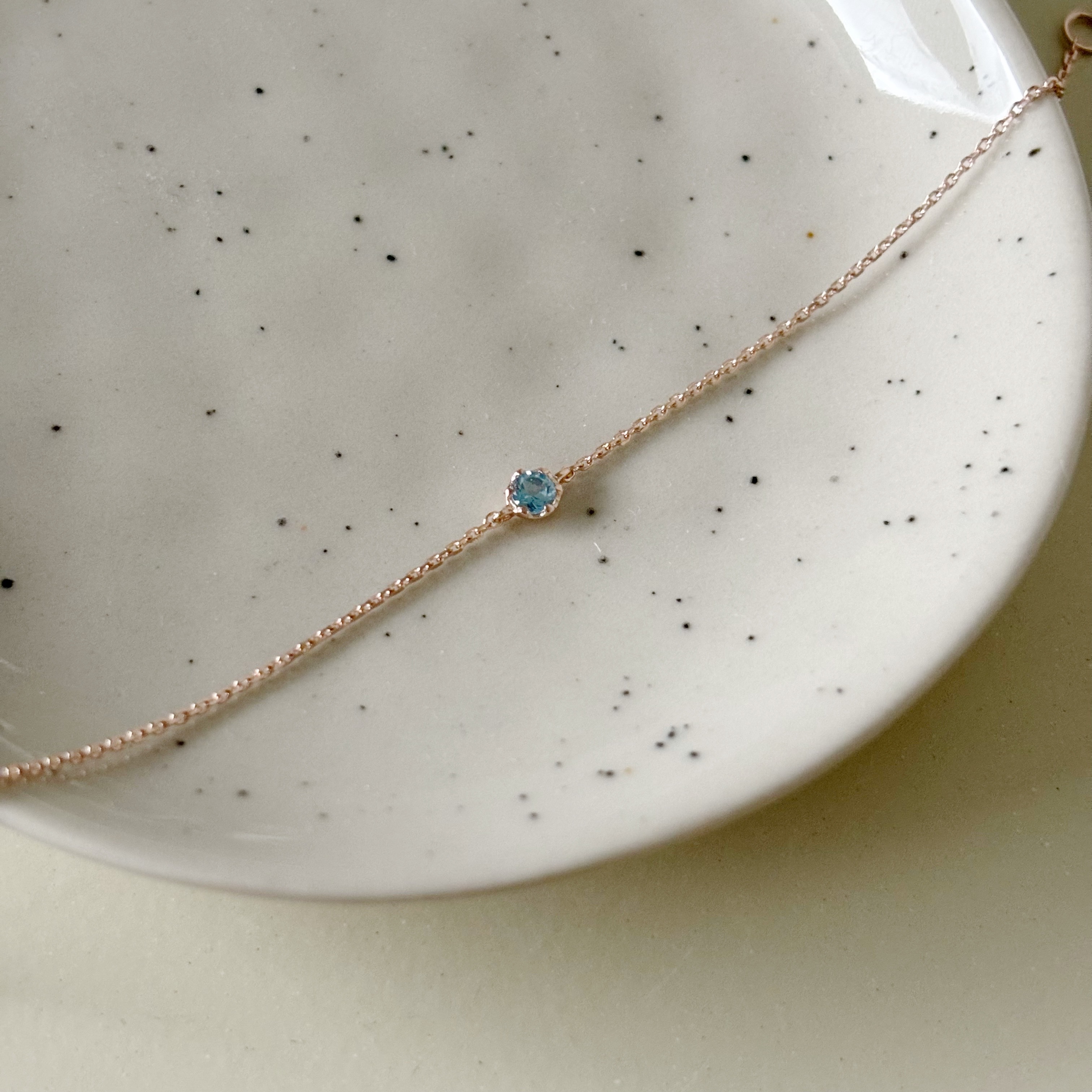 簡約小花六爪托帕石手鍊