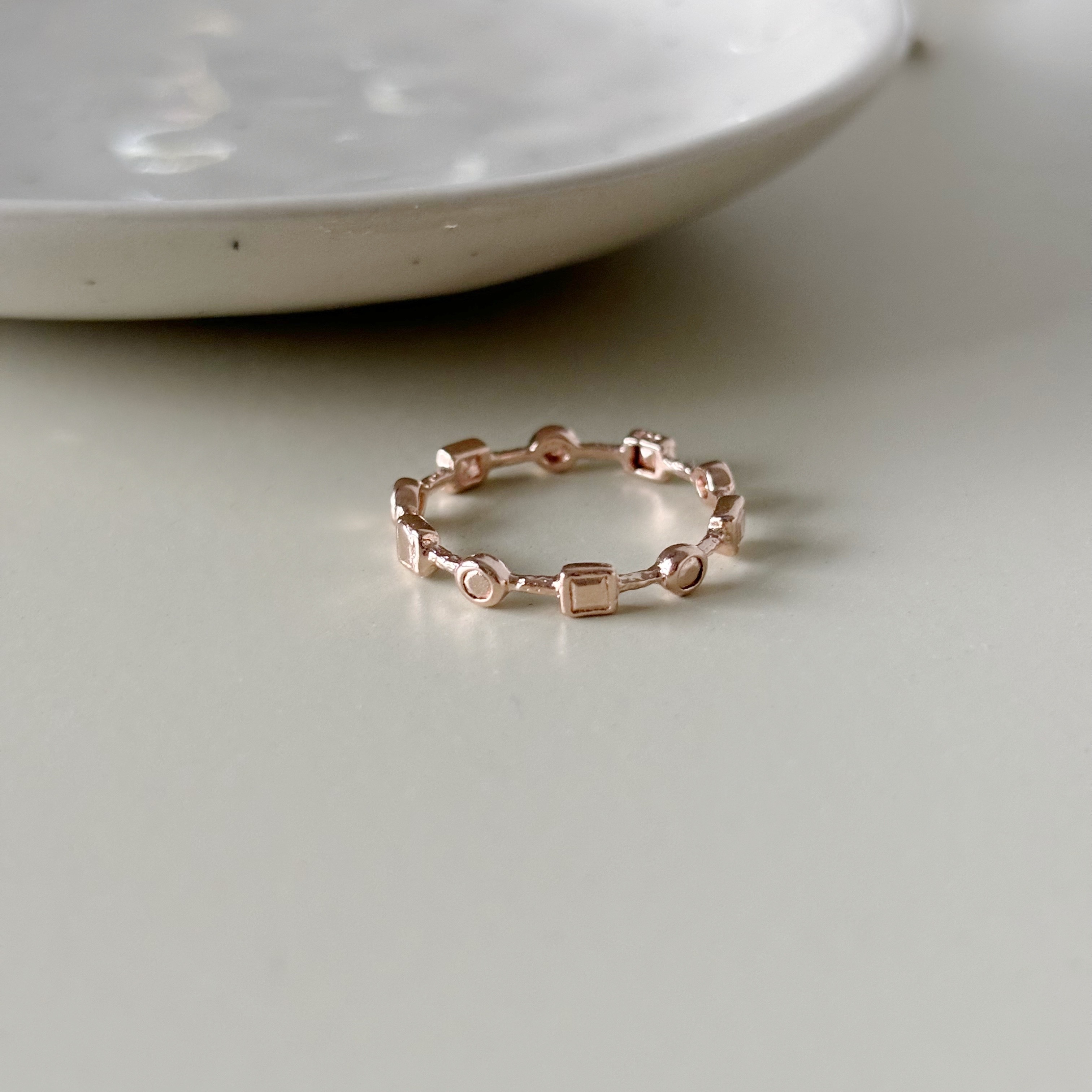 整圈方塊小圓戒指