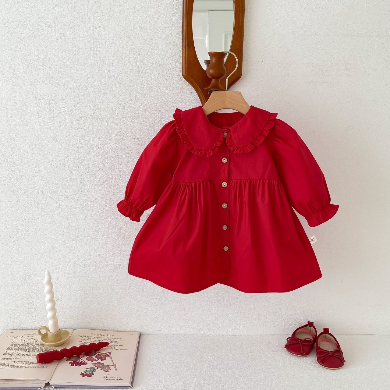 喜氣紅娃娃領洋裝