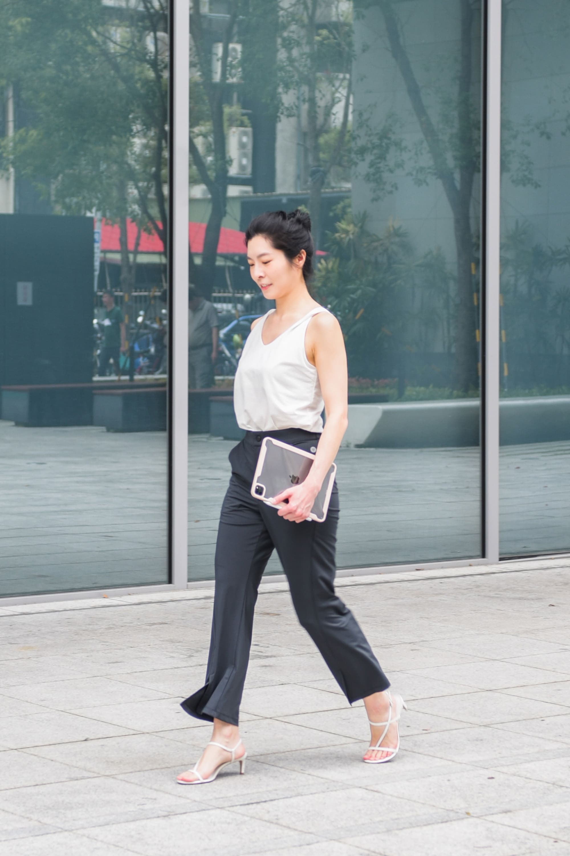 九分西裝褲穿搭女生系列