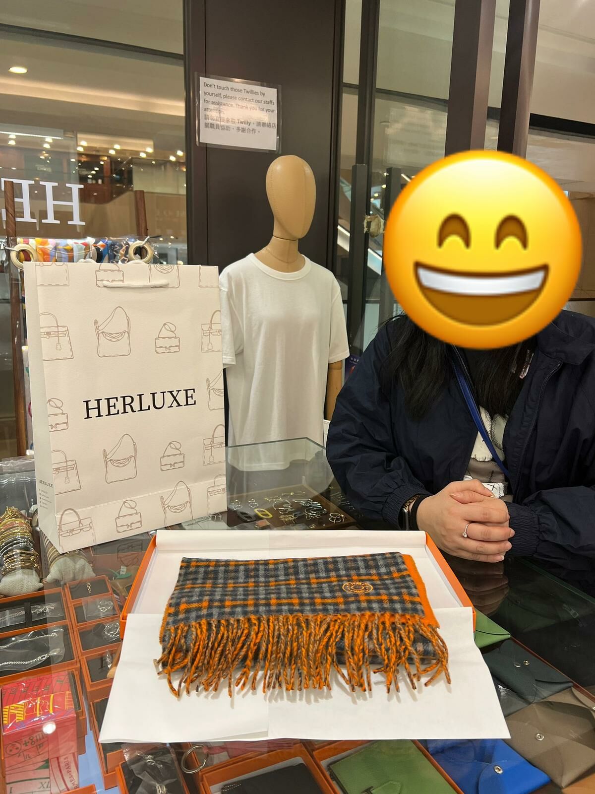 【 感謝支持 】爽快靚靚來pick up scarf🥳 秋冬穿搭都不錯💗 多謝你嘅支持🫶