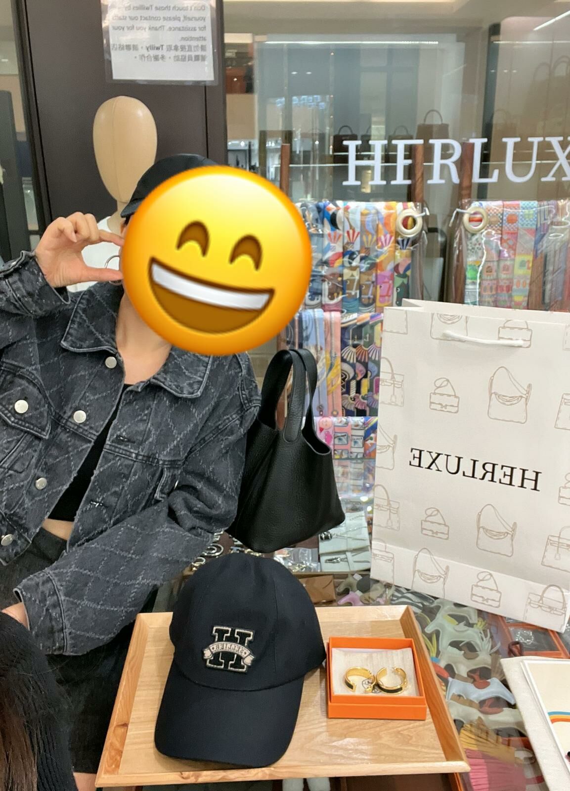 【 感謝支持 】氣質靚靚walk in來shopping🎉 一眼睇中呢個剛到店嘅cap😍 仲揀咗耳環💫 爽快埋單帶走💸 多謝你嘅支持🫶