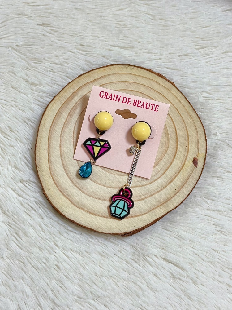 『GD』不對稱垂墜鑽戒耳環