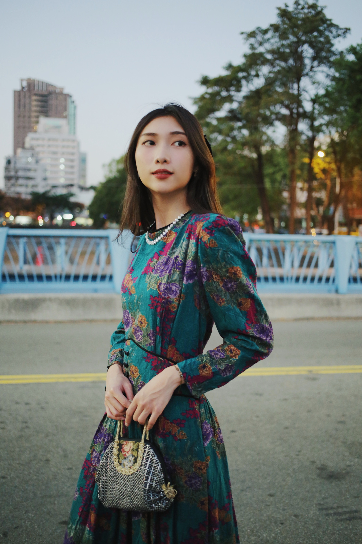 Vintage Dresses /古著孔雀藍復古年華寬版腰封洋裝