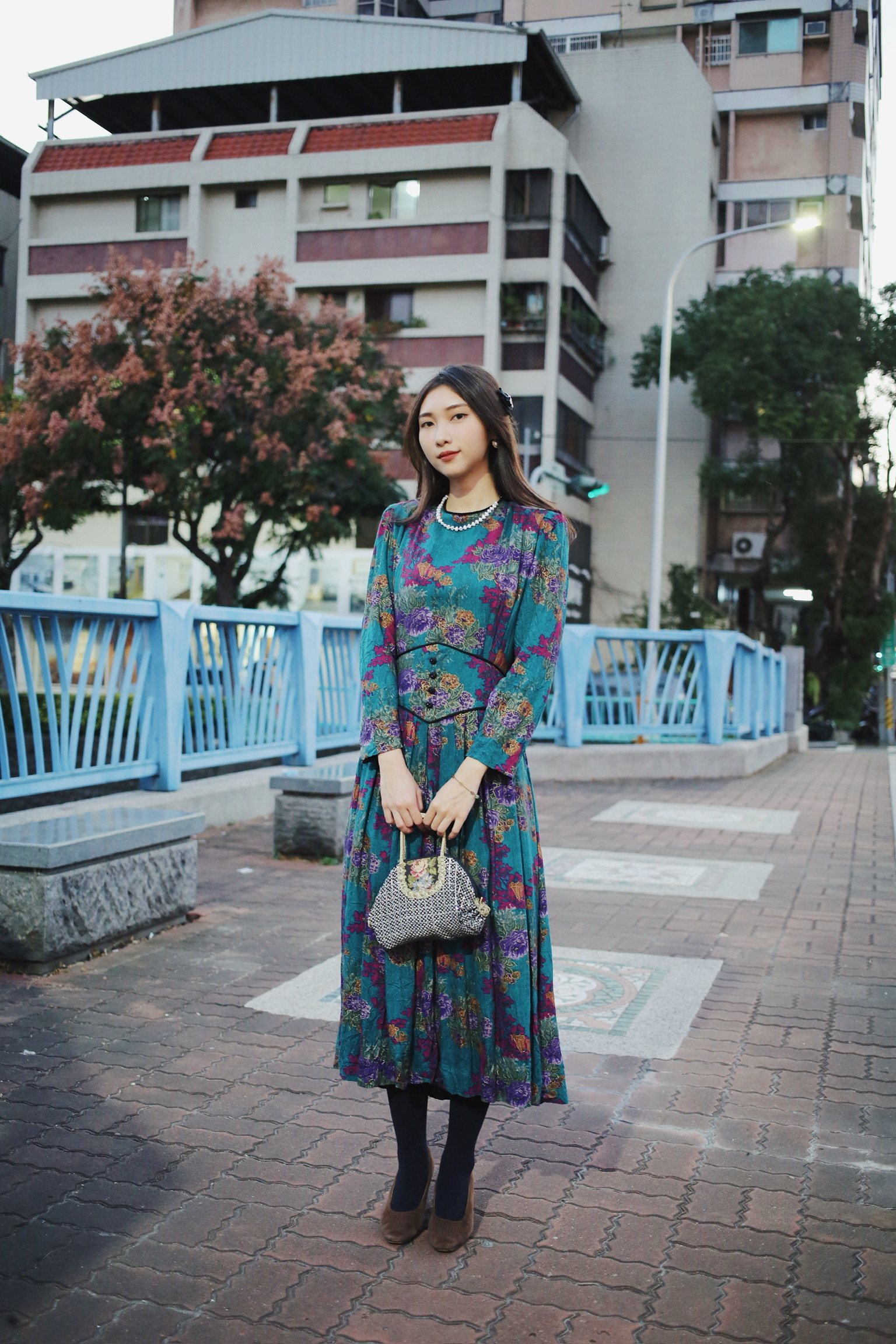 Vintage Dresses /古著孔雀藍復古年華寬版腰封洋裝