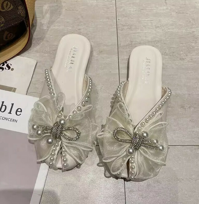 Baotou half slippers