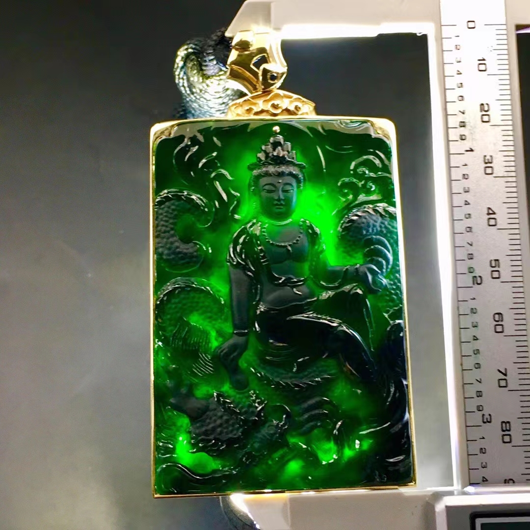 1130560 墨翠騎龍觀音