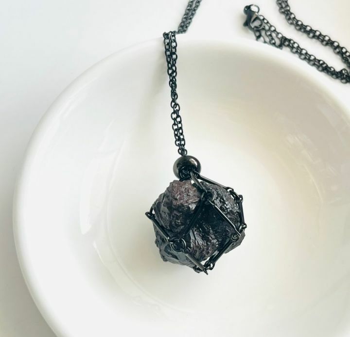 [原石] 水晶滾石項鍊（不含滾石）黑色款