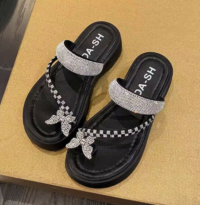 涼拖鞋