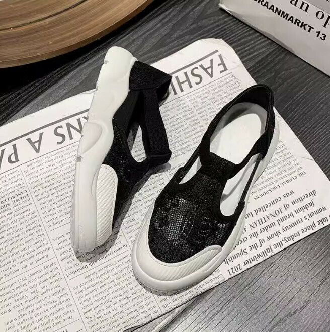 Casual shoes