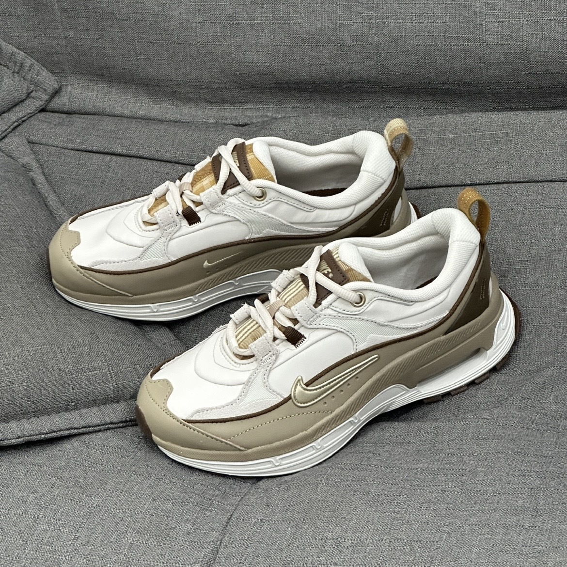 Nike Air Max AP 美拉德白棕 FV3637-070