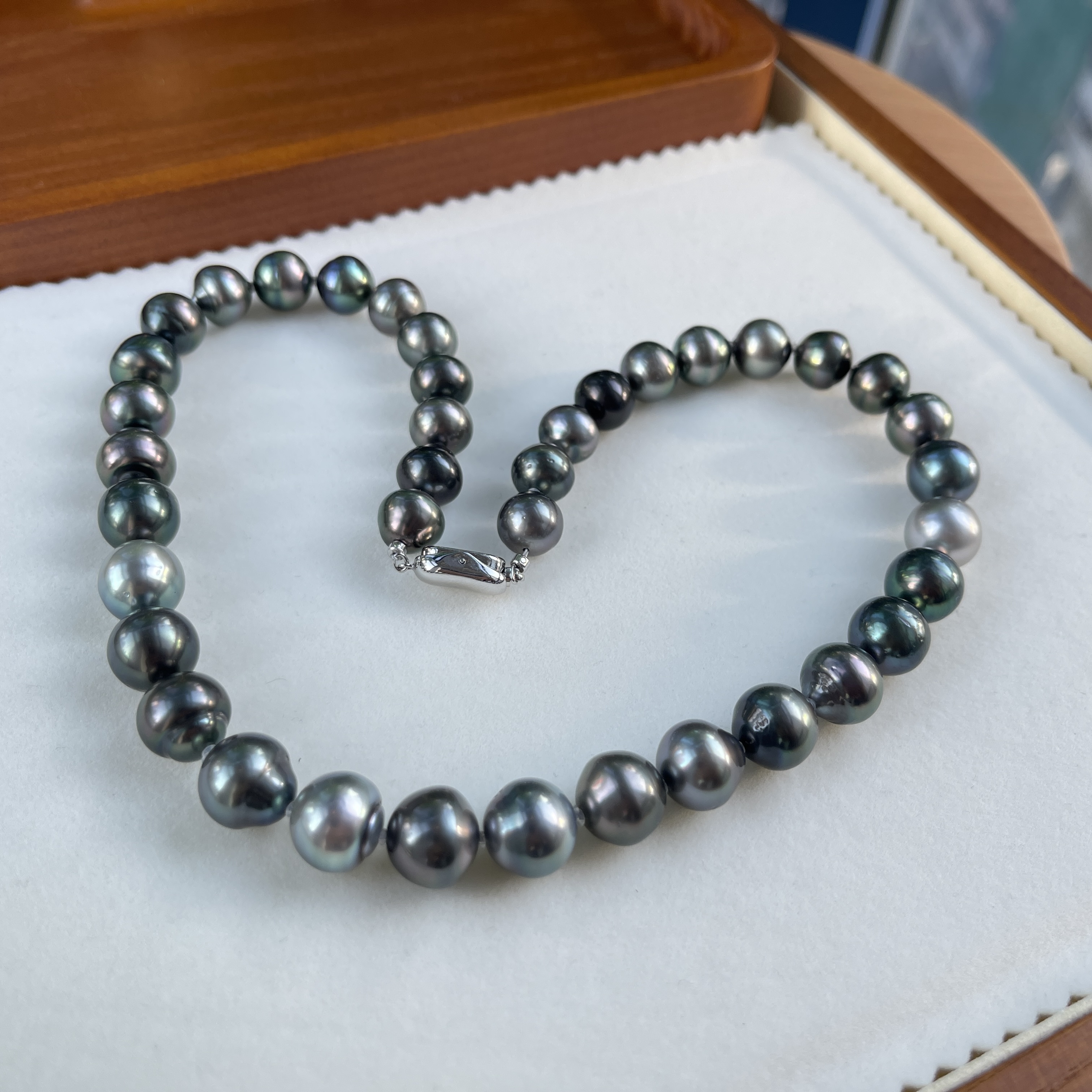 微巴洛克形大溪地黑珍珠項鍊 8-10mm