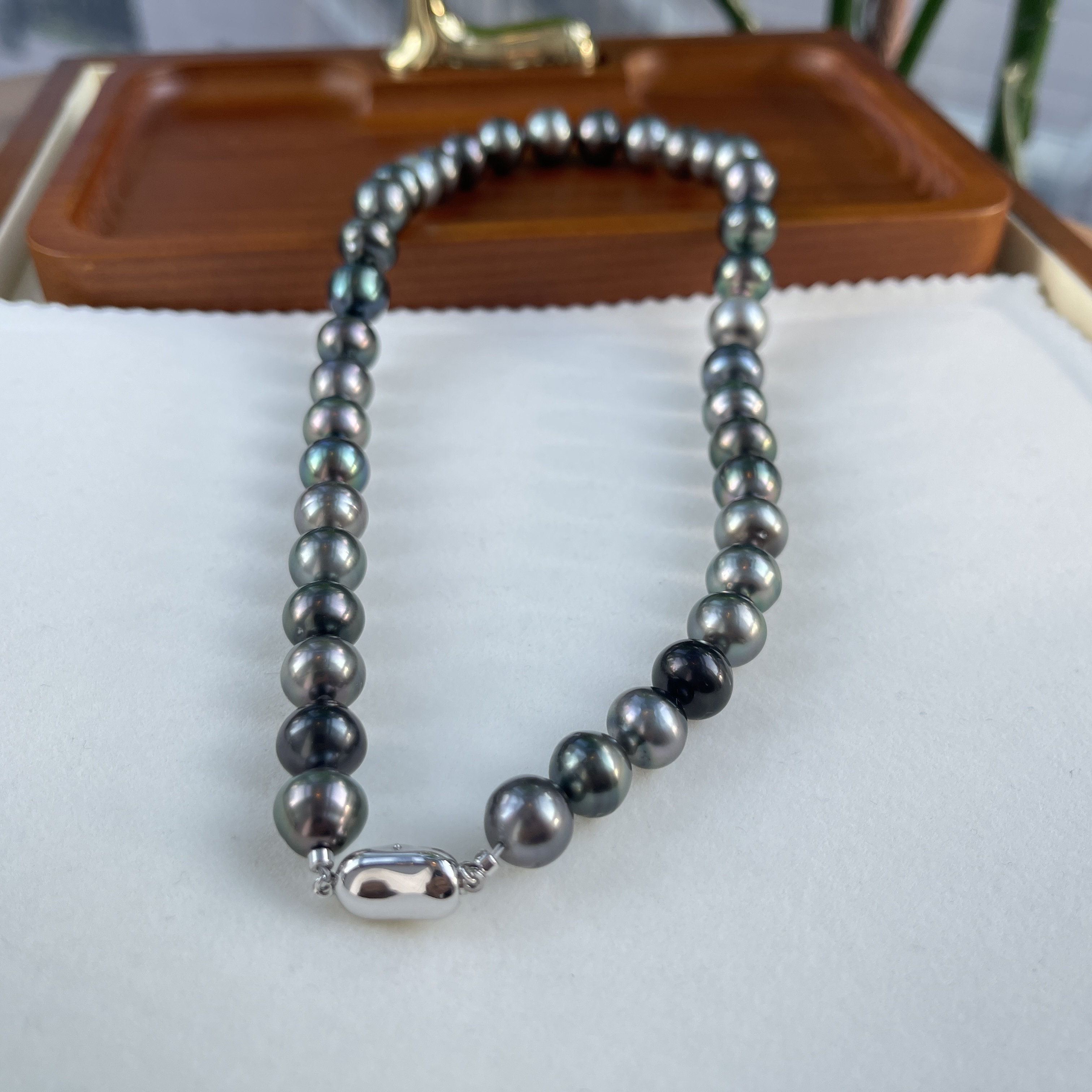 微巴洛克形大溪地黑珍珠項鍊 8-10mm