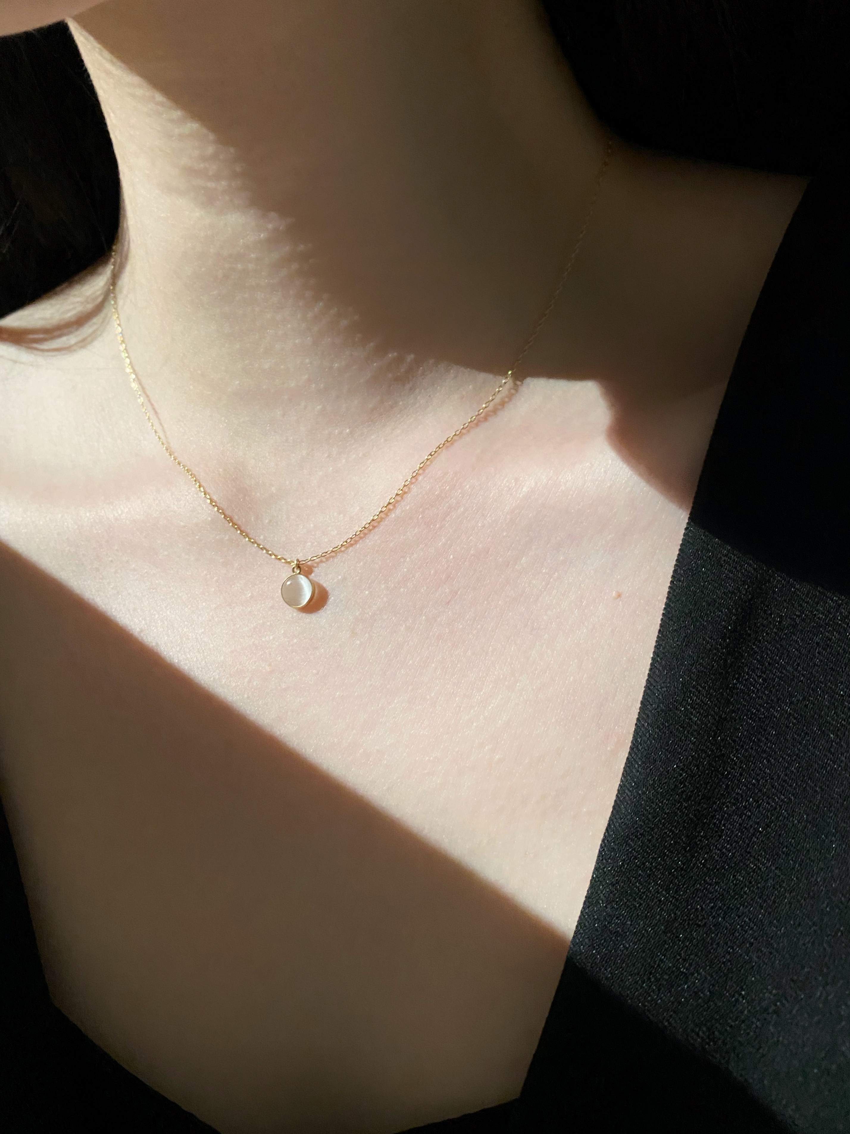 精緻白貓眼石項鍊