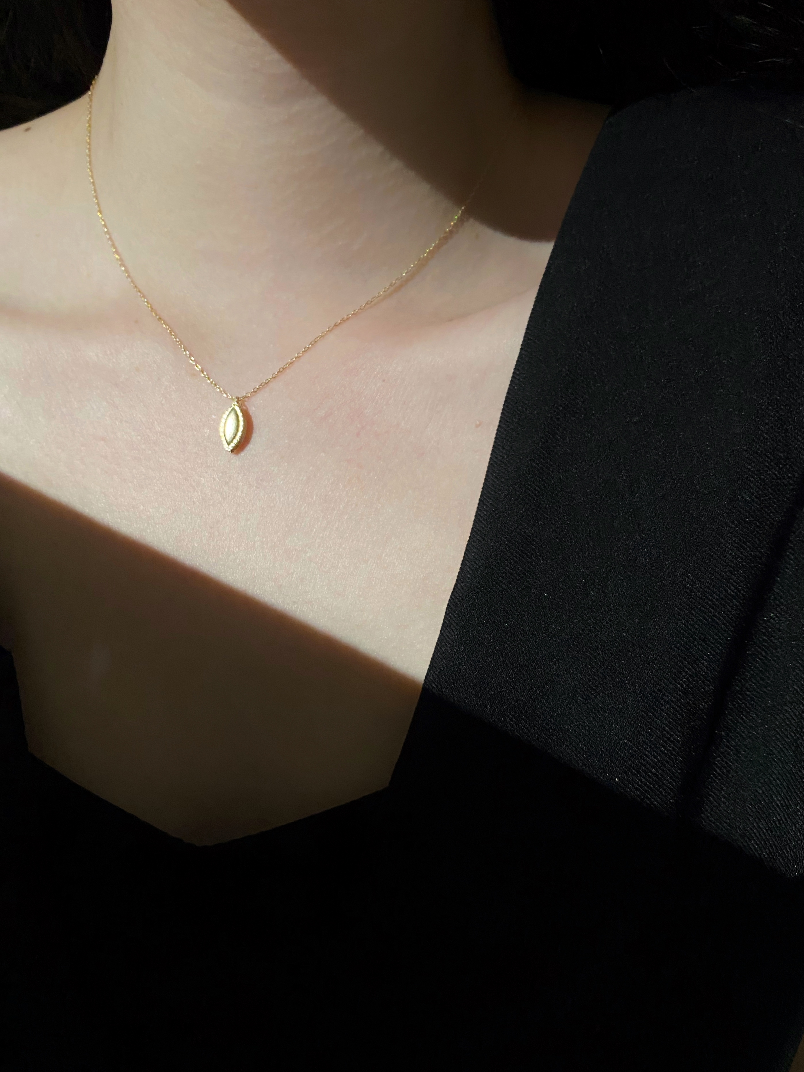 滾珠釘眼型項鍊