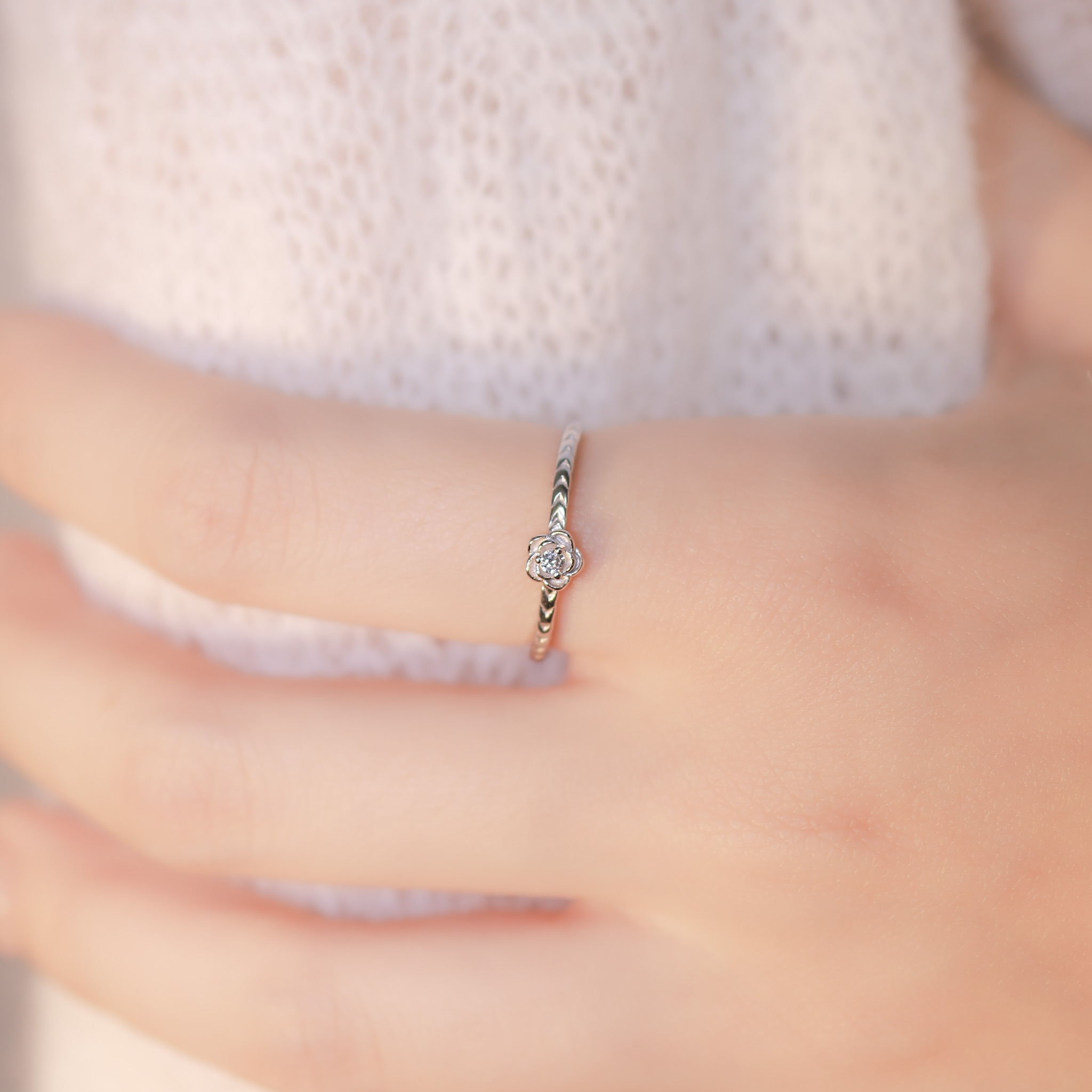 | 999 Silver・ White Gold | Little Rose Ring | RI0602 |