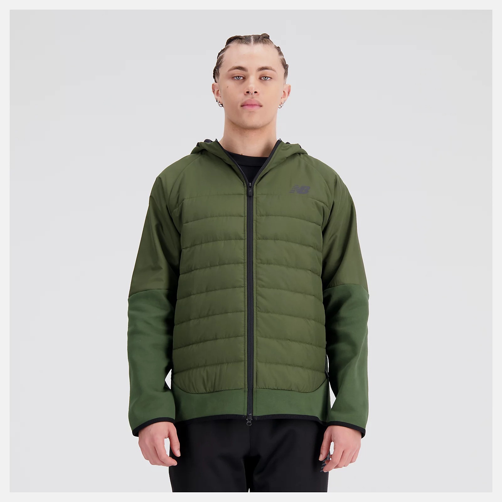 NEW BALANCE 外套 NB DRY 軍綠色 鋪棉 連帽外套 男 AMJ33145KOU
