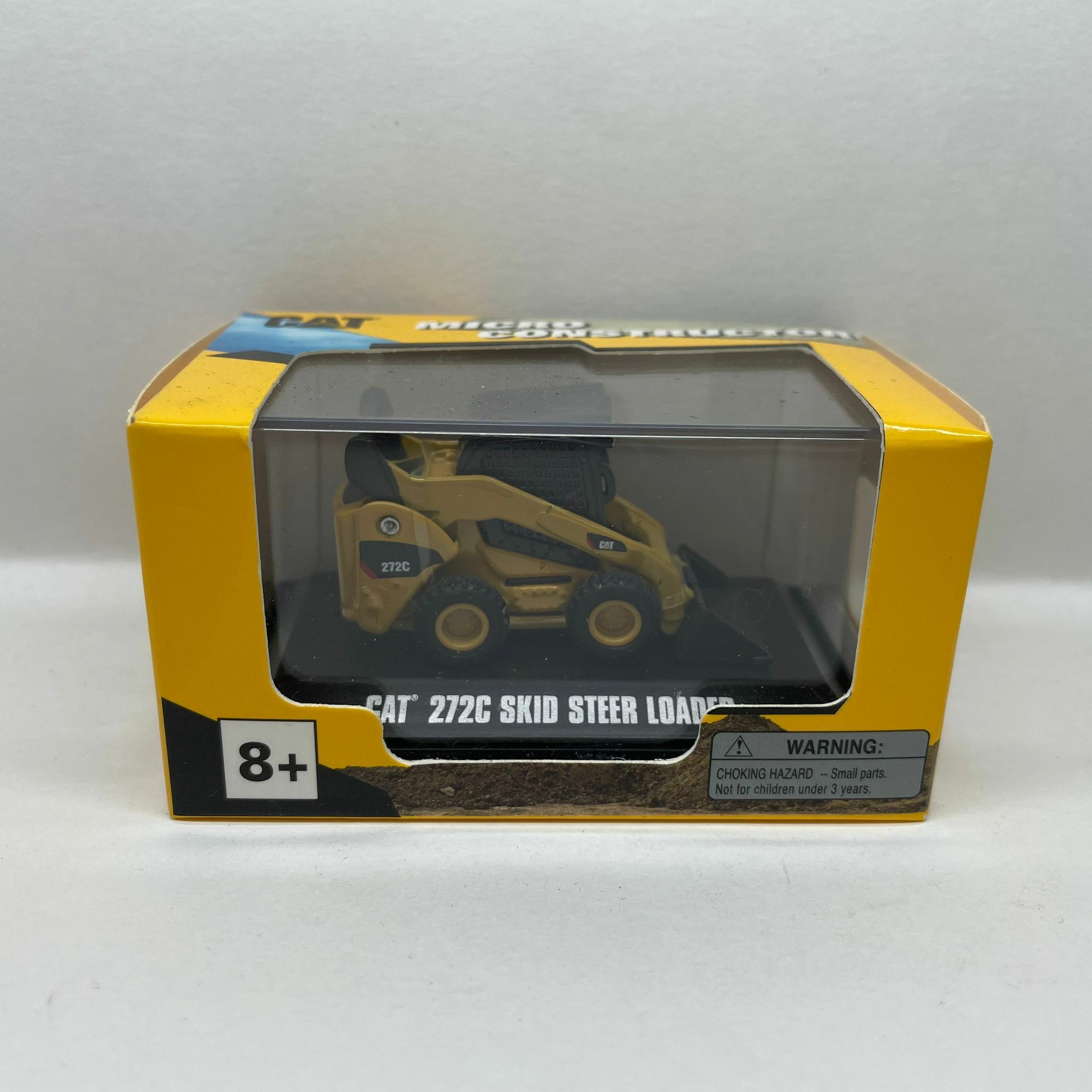 Diecast Master CAT 272C Skid Steer Loader