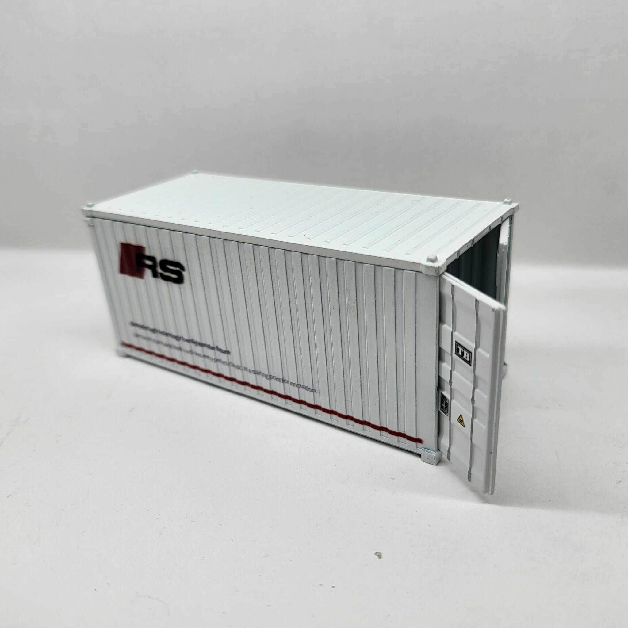 Micro Box 1:64 Metal Container - Audi RS