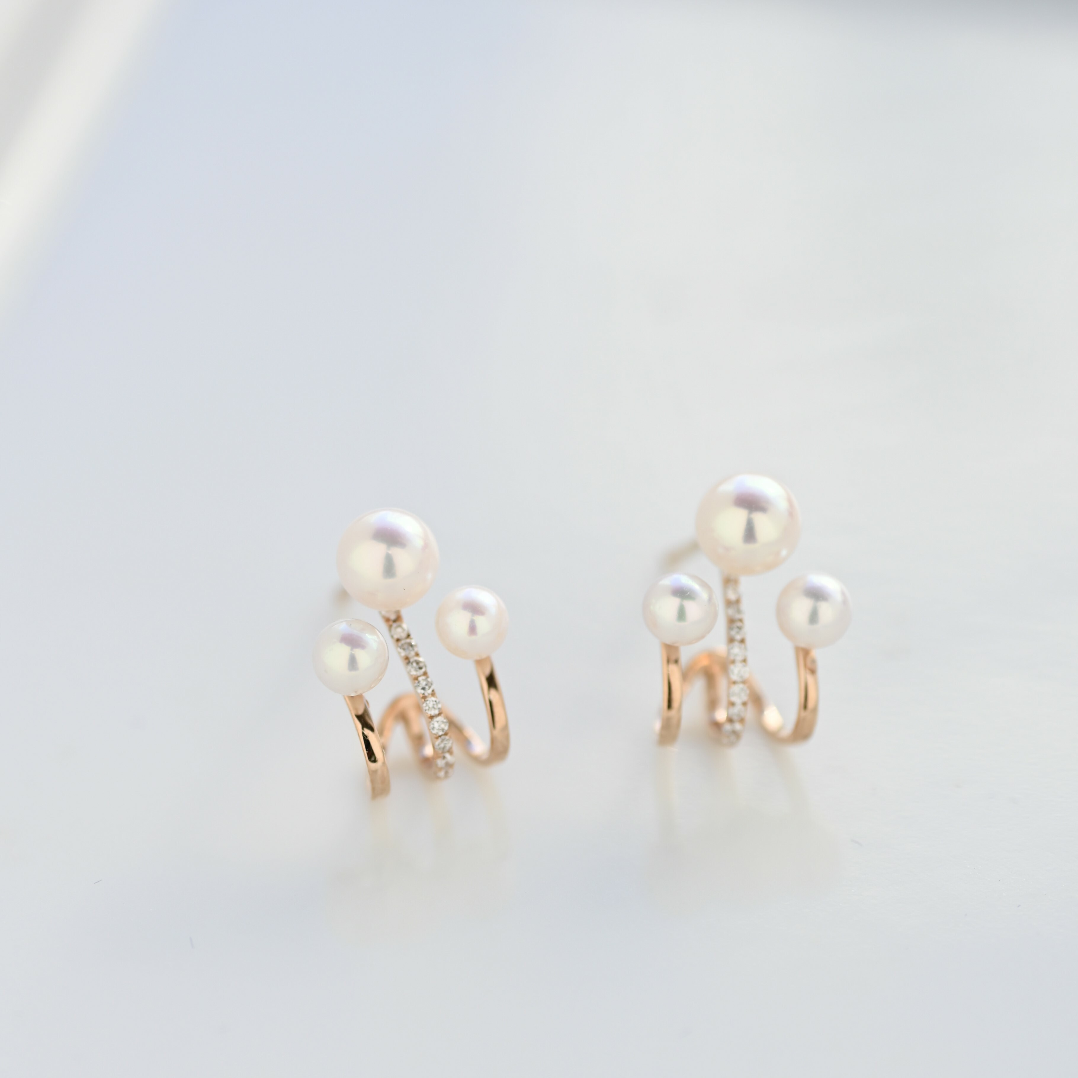 18K Crepe Akoya Diamond Earring