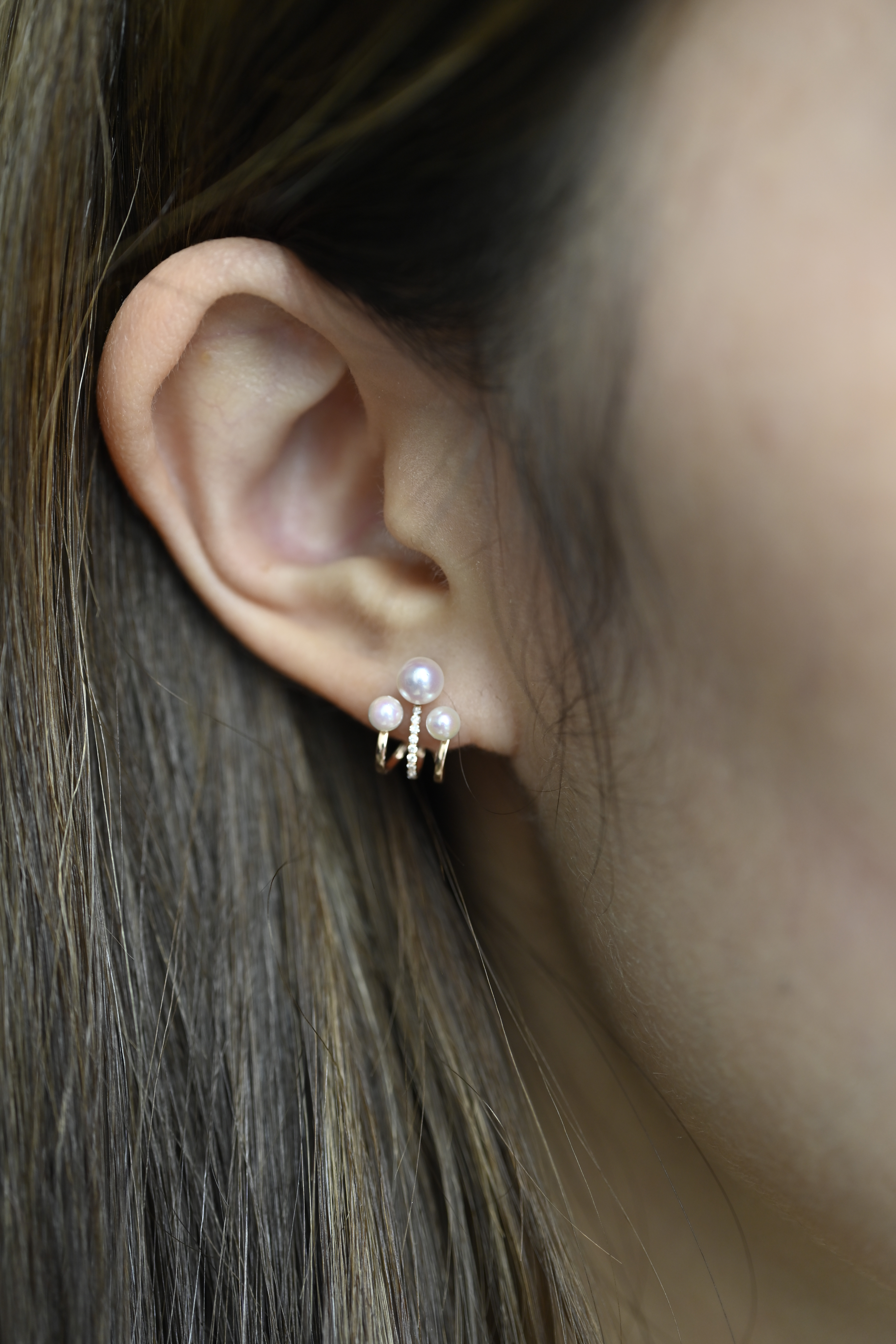 18K Crepe Akoya Diamond Earring