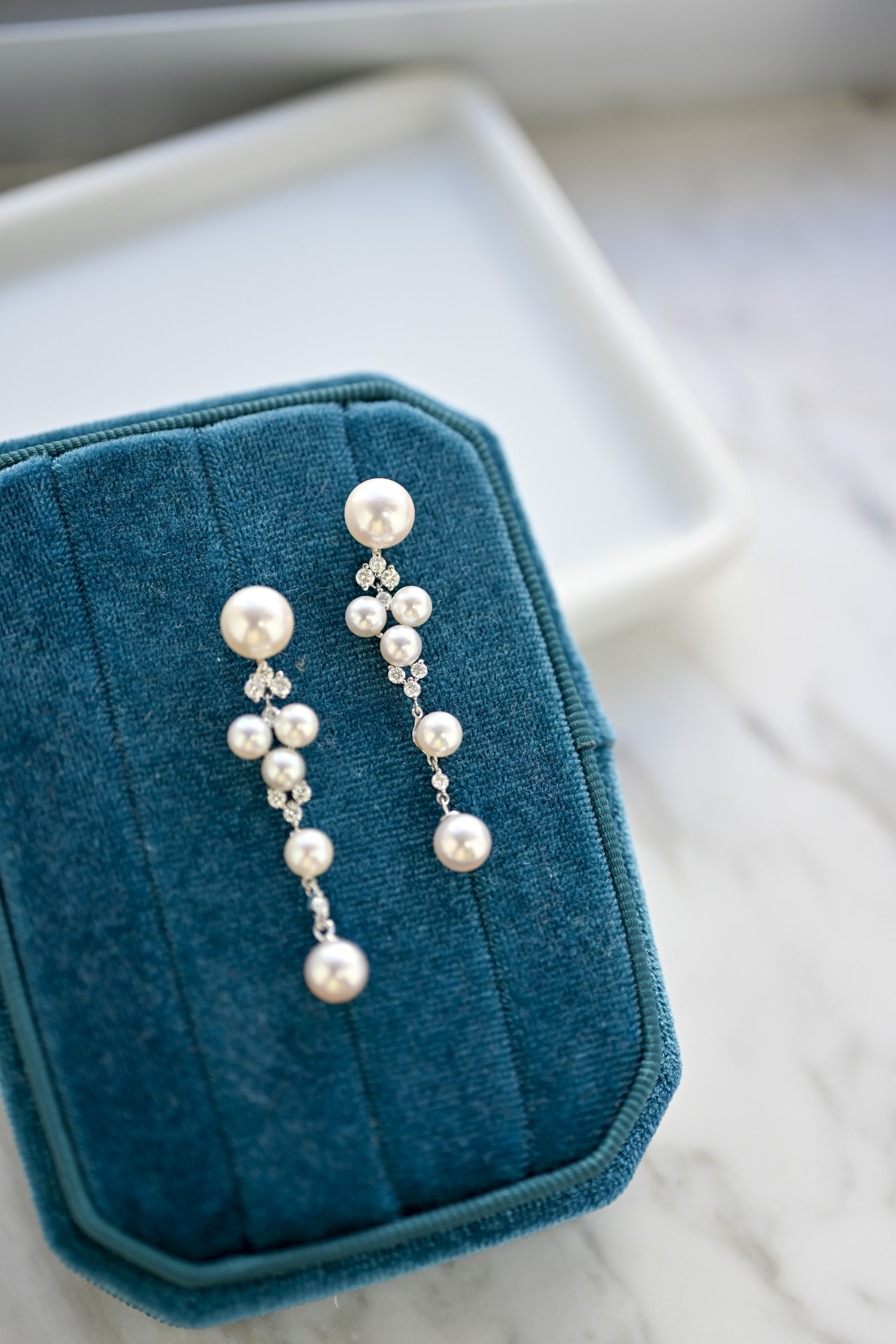 18K Grande Long Akoya Pearl Diamond Earring