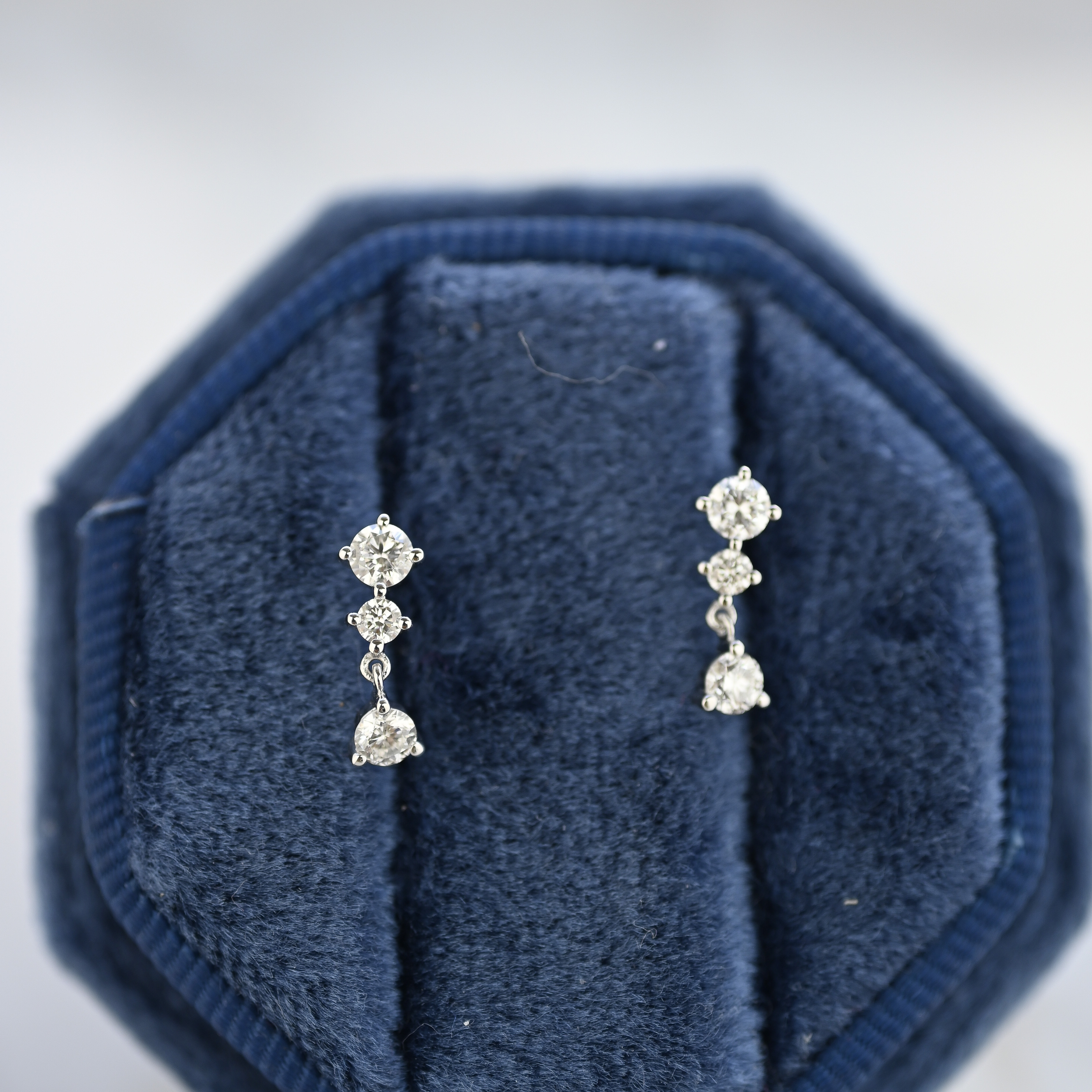 18K Little Three Hanging Diamond Earring