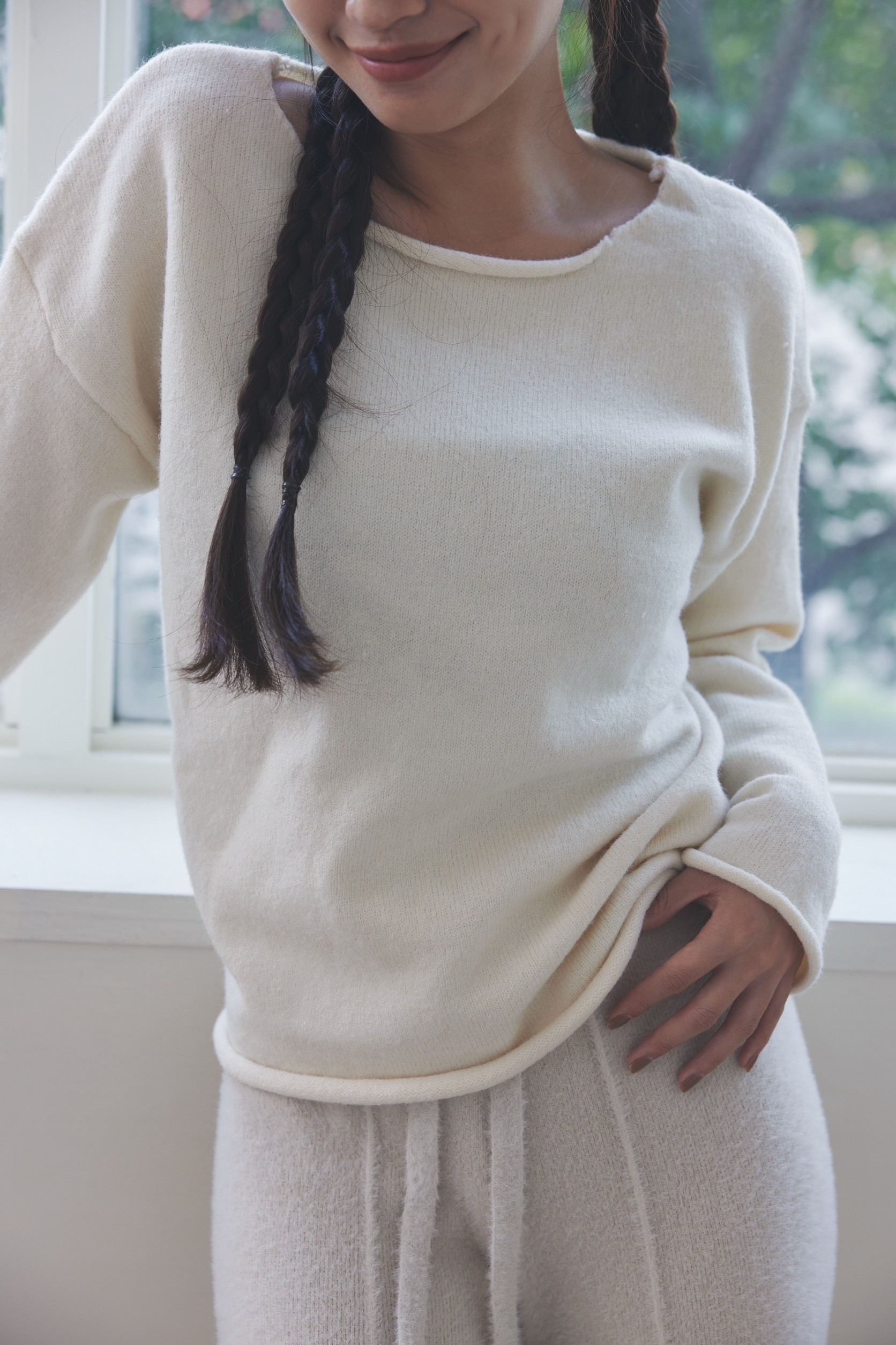 軟Q奶油捲捲邊毛衣