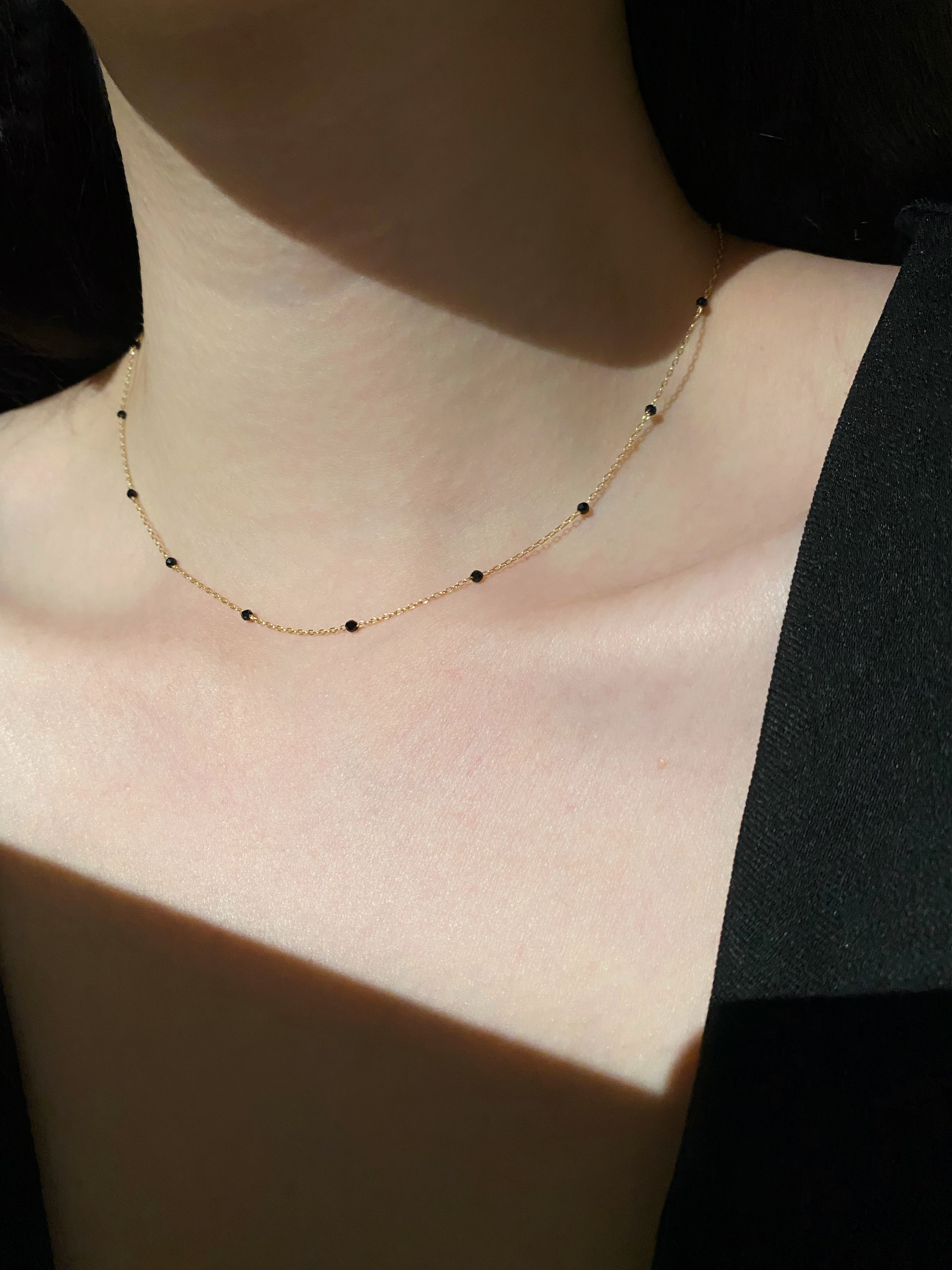 間隔黑尖晶項鍊