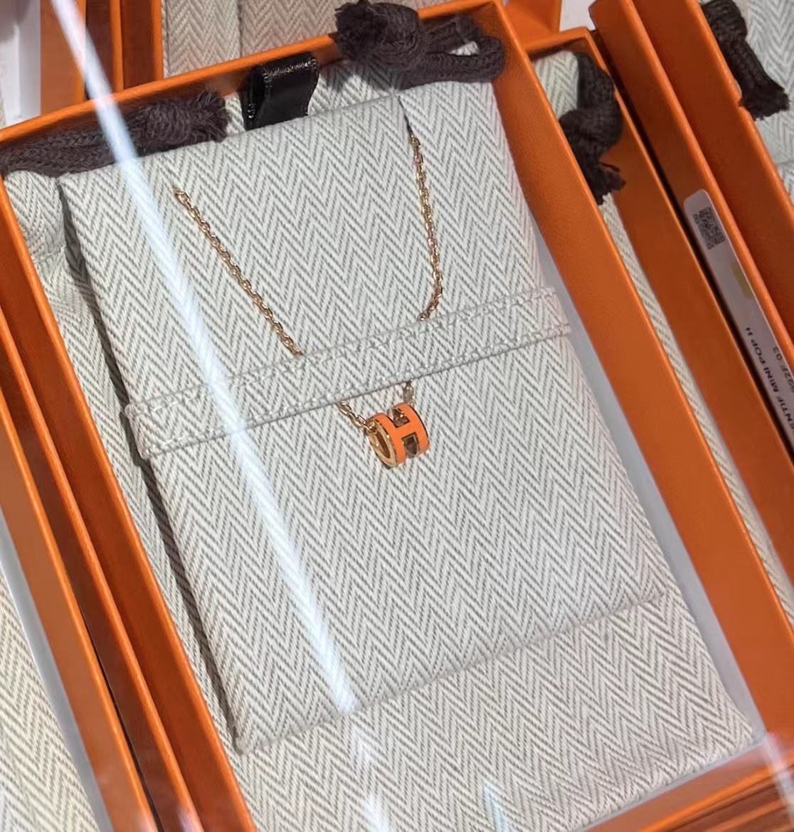 Hermes 橙色頸鏈 -M