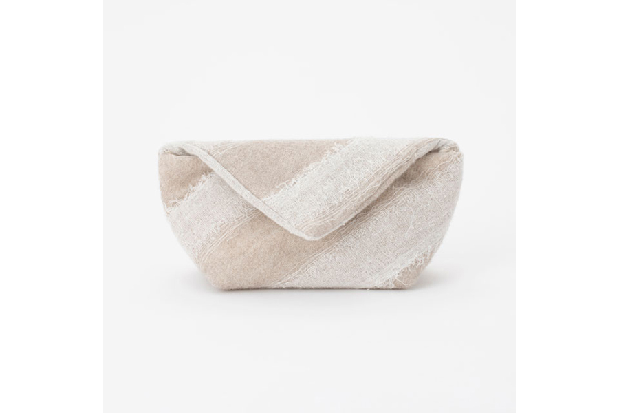 中川政七-蚊帳織戳繡化妝包 薄茶