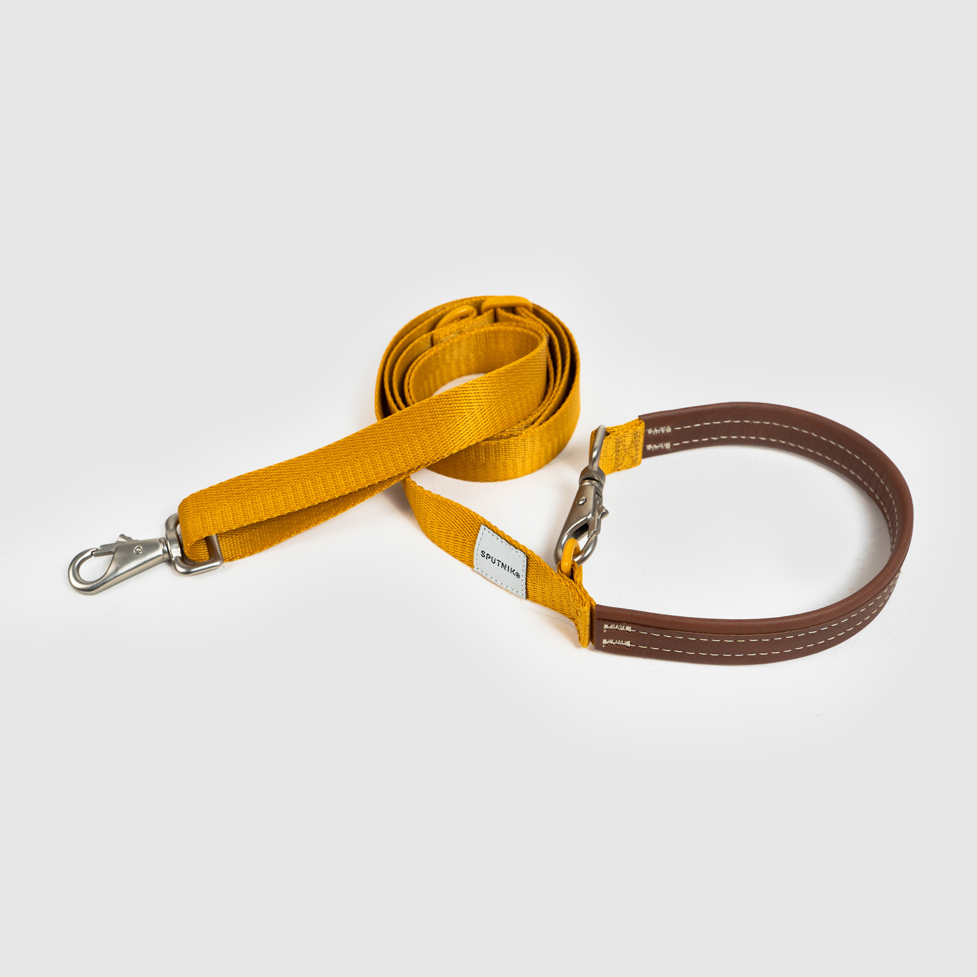 Explore︱牽繩 - 黃