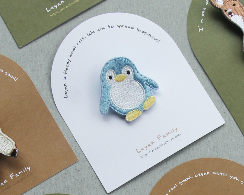 Forest Party刺繡別針 / 呆萌企鵝