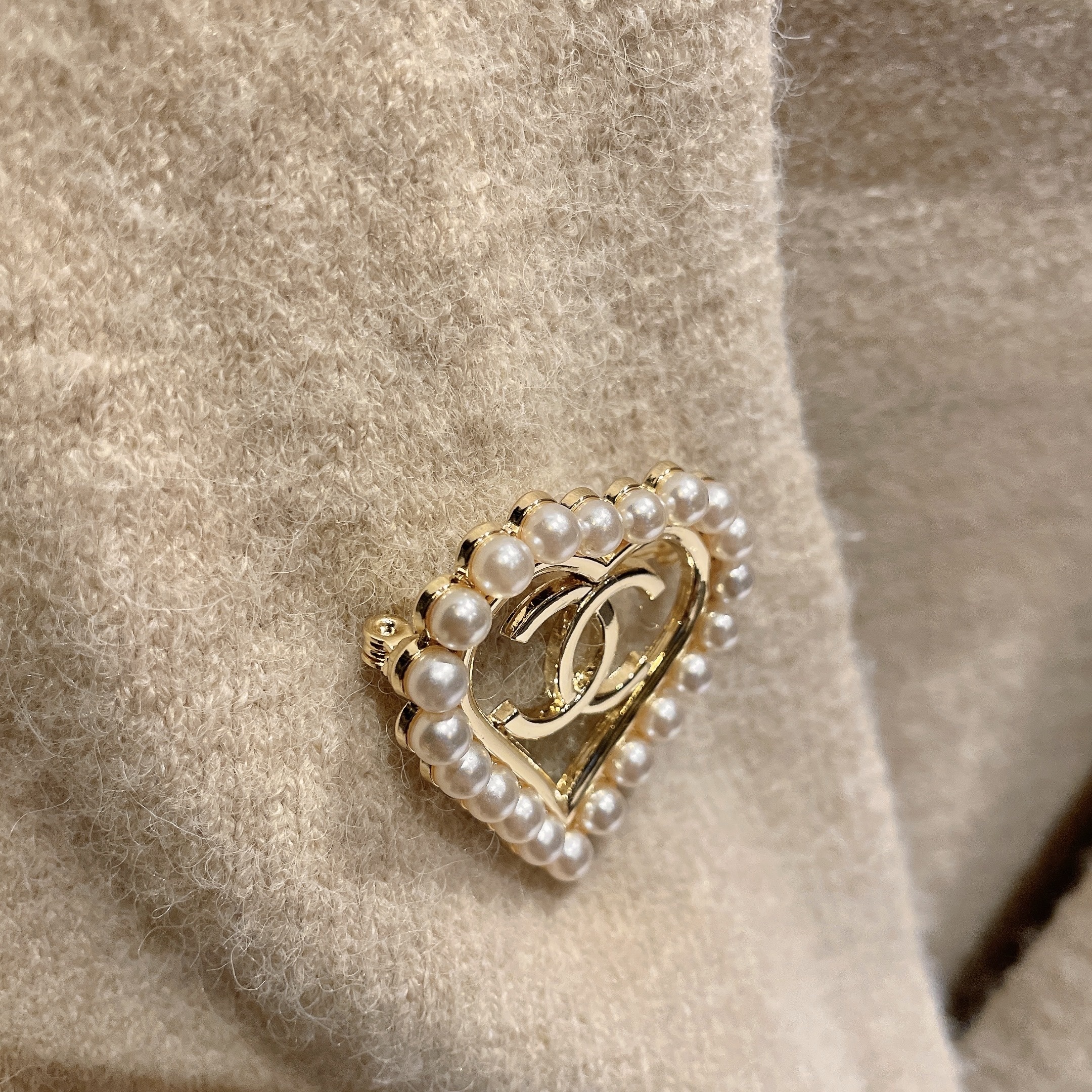 香奶奶珍珠重磅心 定製胸針