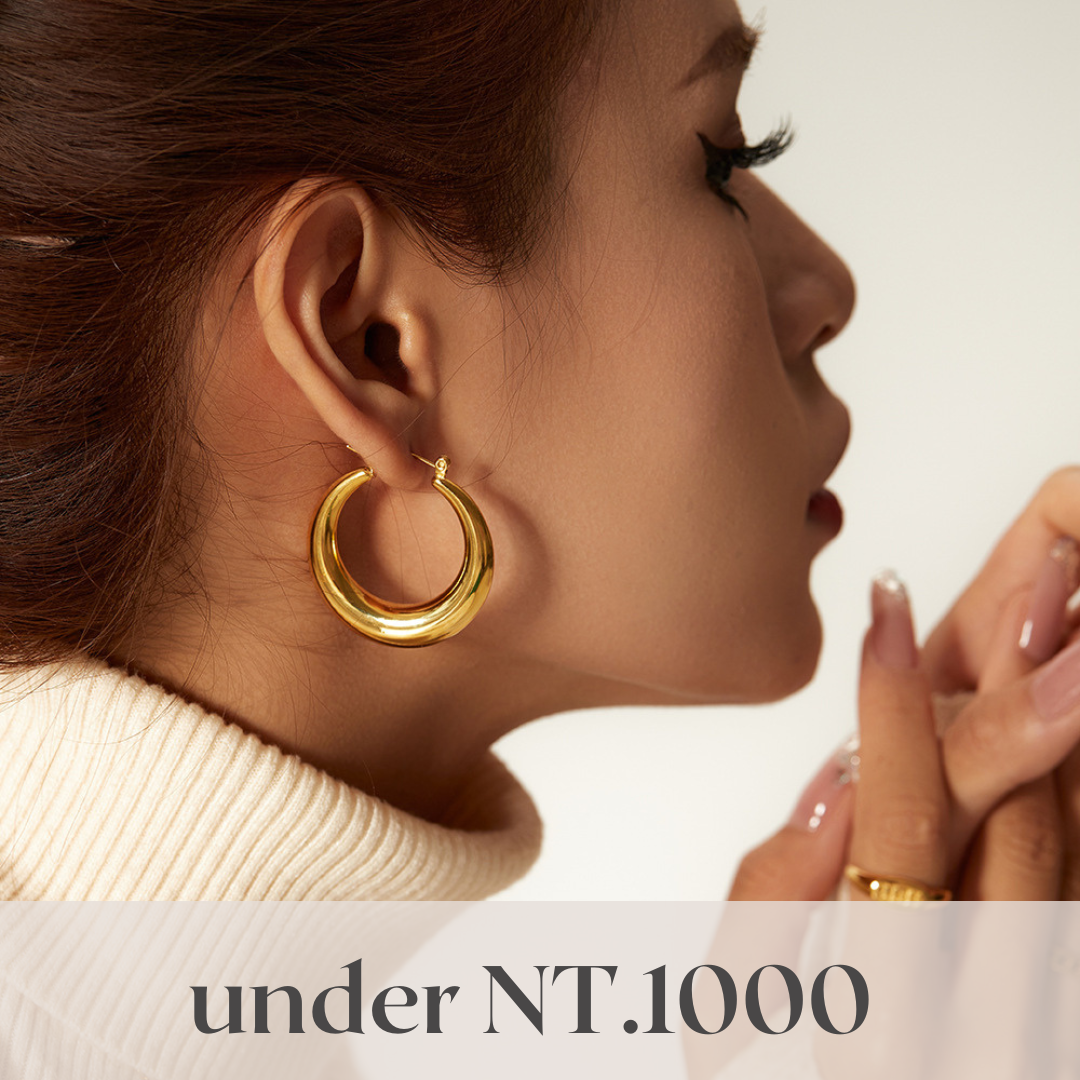 小麥肌膚色拉丁女人側臉戴著金色大圈圈耳環