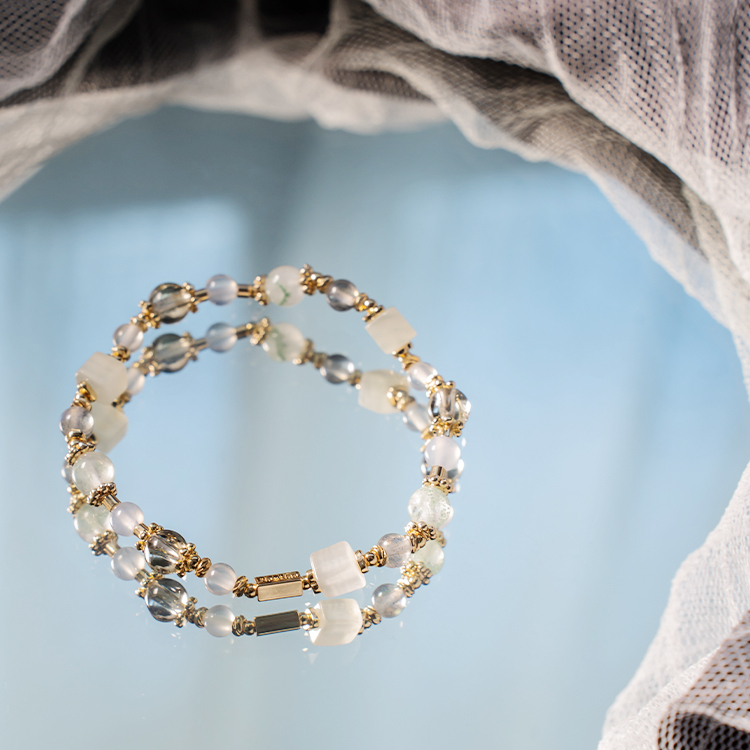 清晨的第一道色彩