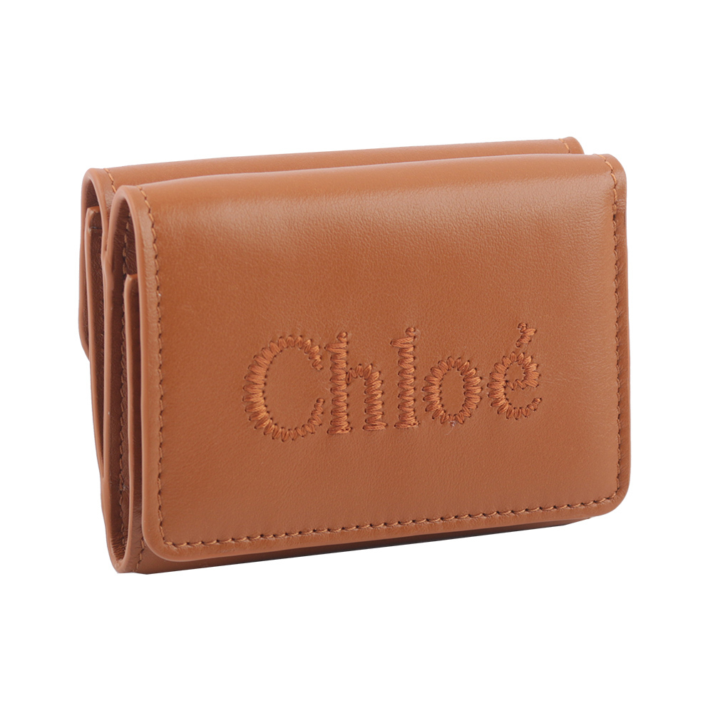【CHLOE'】Sense 刺繡標誌小款三折短夾(焦糖色) CHC23AP875I10 247