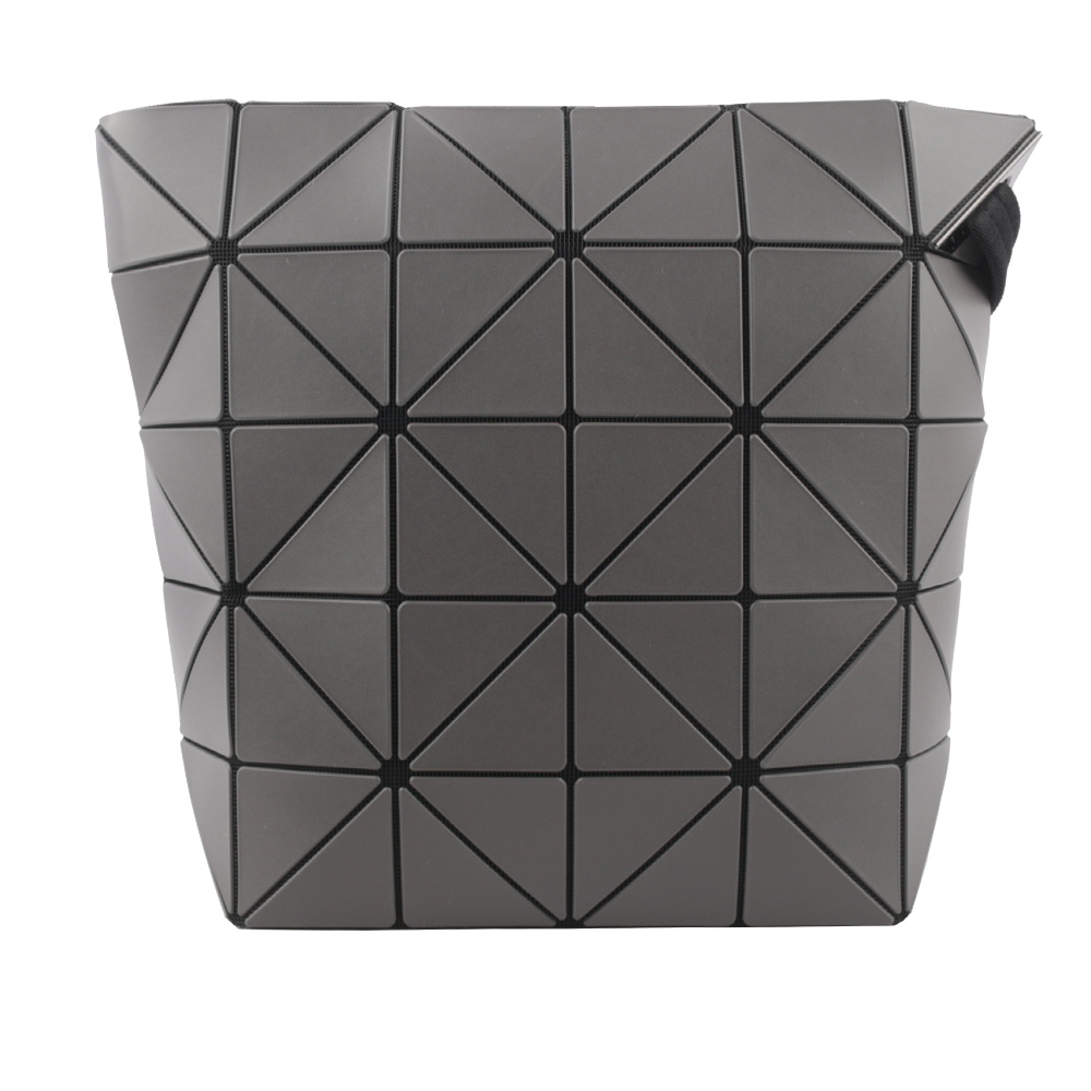 【ISSEY MIYAKE三宅一生】Blocky 霧面可調背帶多用肩背包(炭灰色) BB38AG491 14