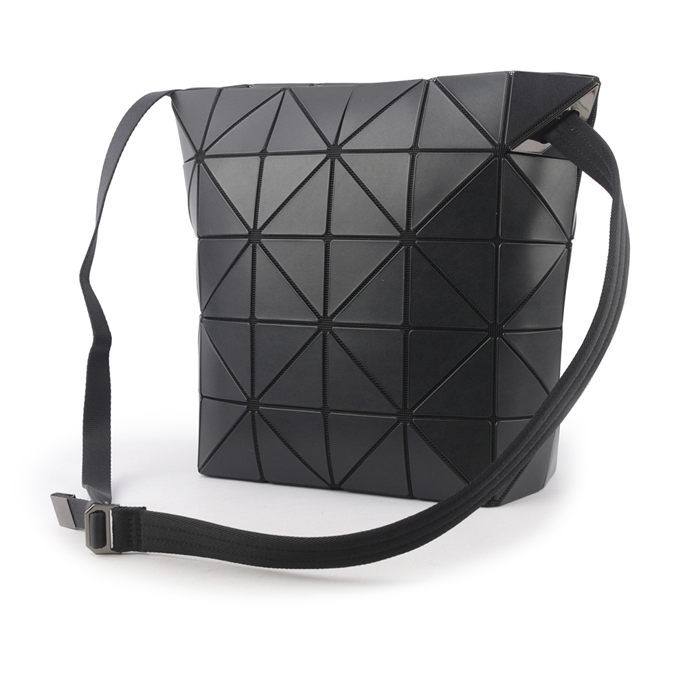 【ISSEY MIYAKE三宅一生】Blocky 霧面可調背帶多用肩背包(黑色) BB38AG491 16