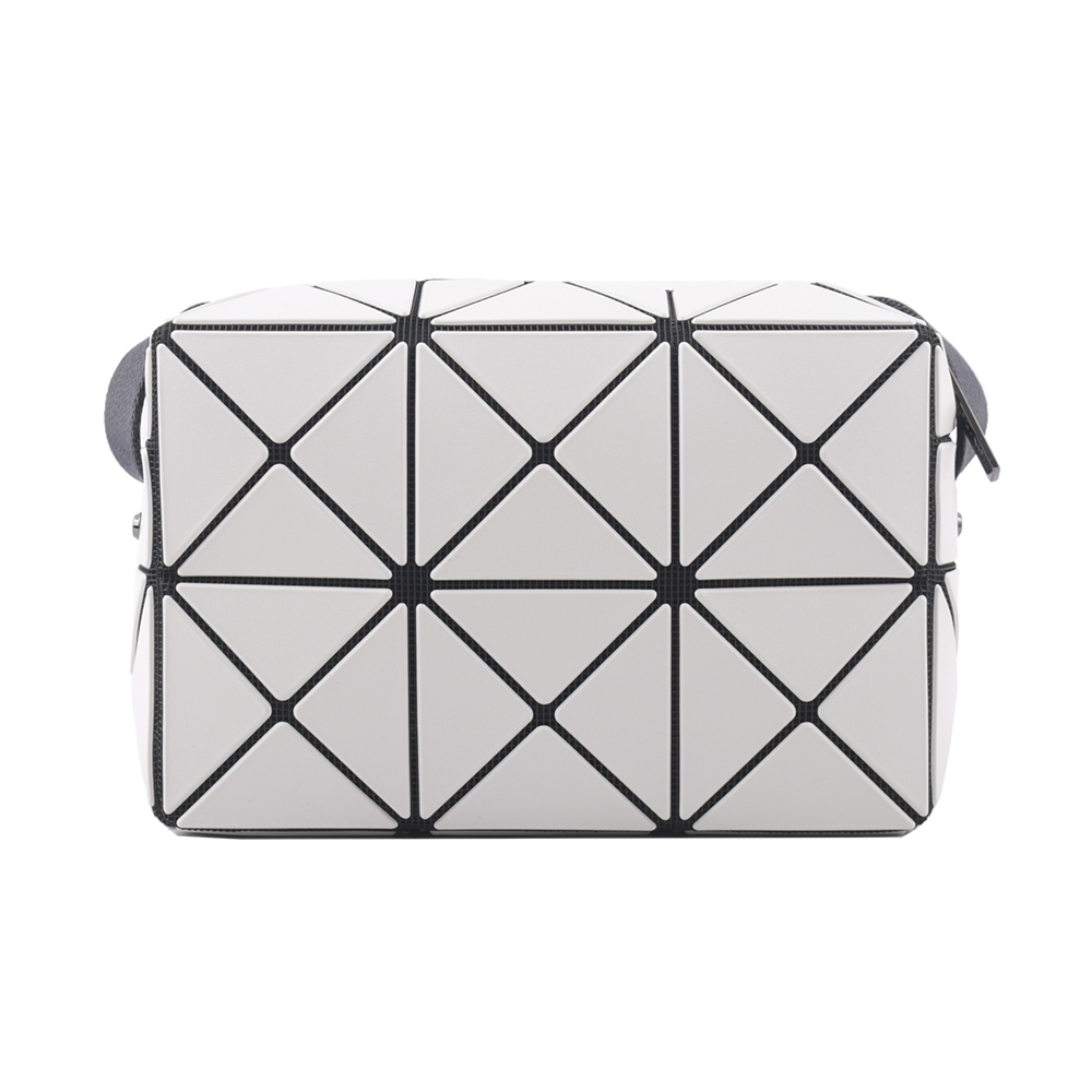 【ISSEY MIYAKE三宅一生】BAO BAO CUBOID 迷你方形斜背包(淺灰色) AG661 11