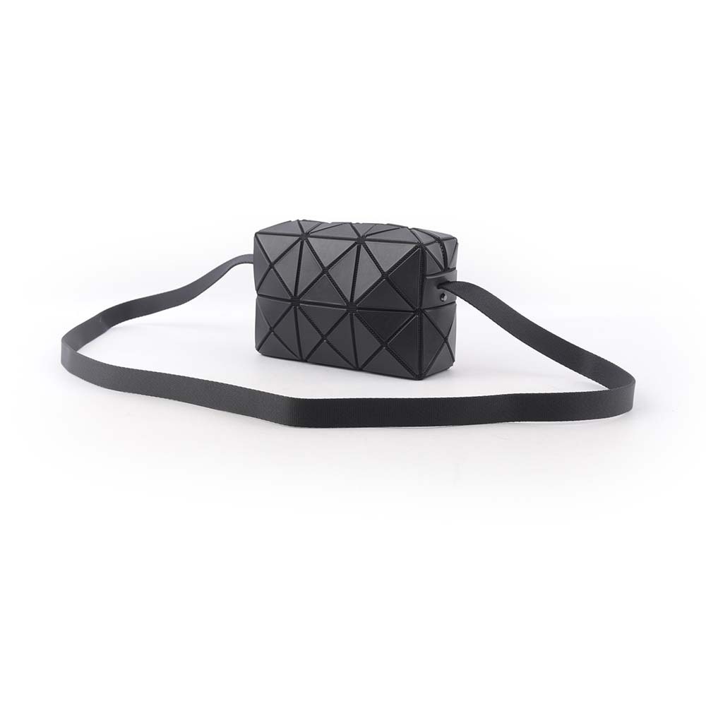 【ISSEY MIYAKE三宅一生】BAO BAO CUBOID 迷你方形斜背包(黑色) AG661 16