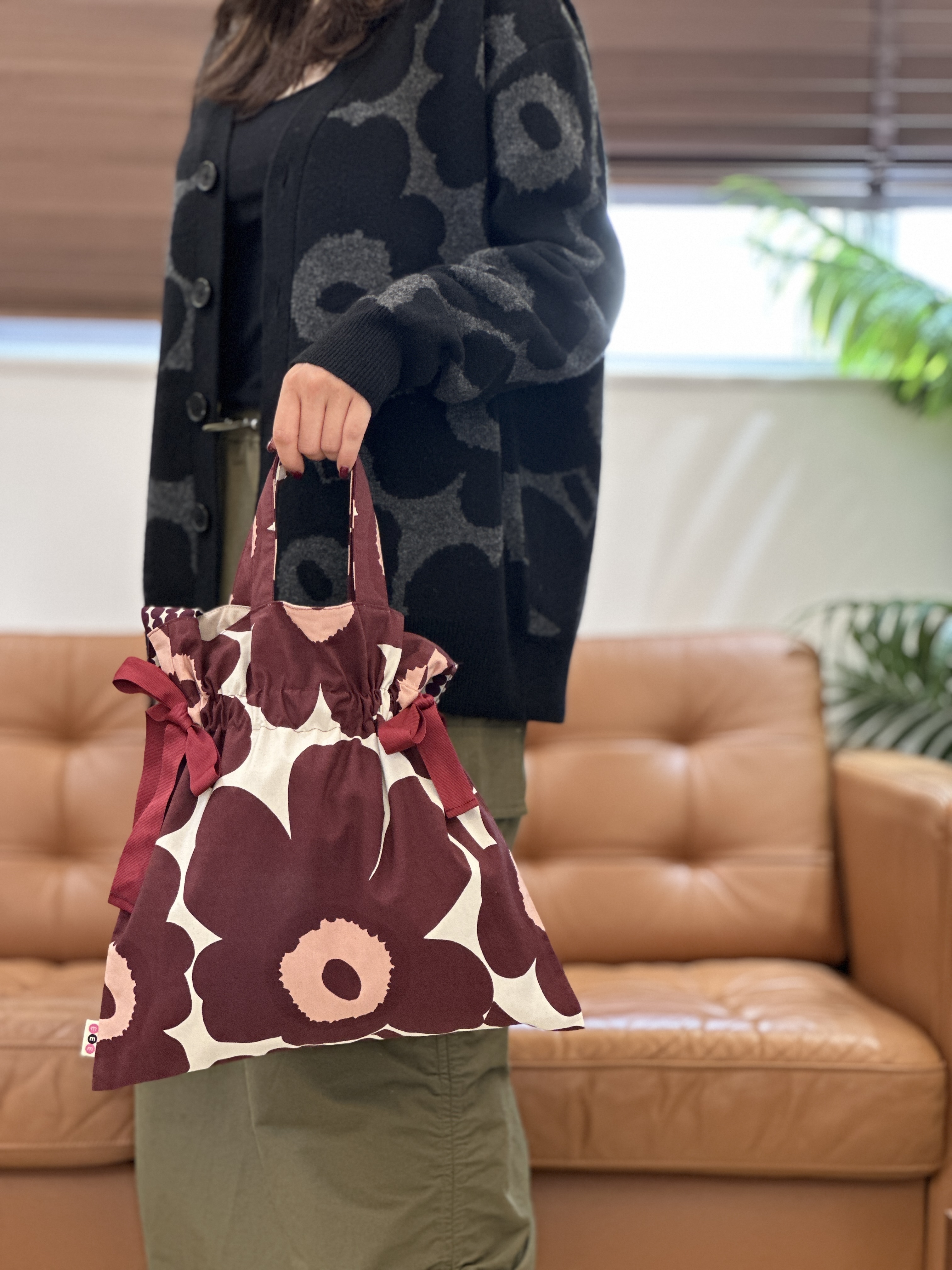 2 way drawstring tote | Marimekko fabric | Burgundy 中花 x Burgundy mini 波波