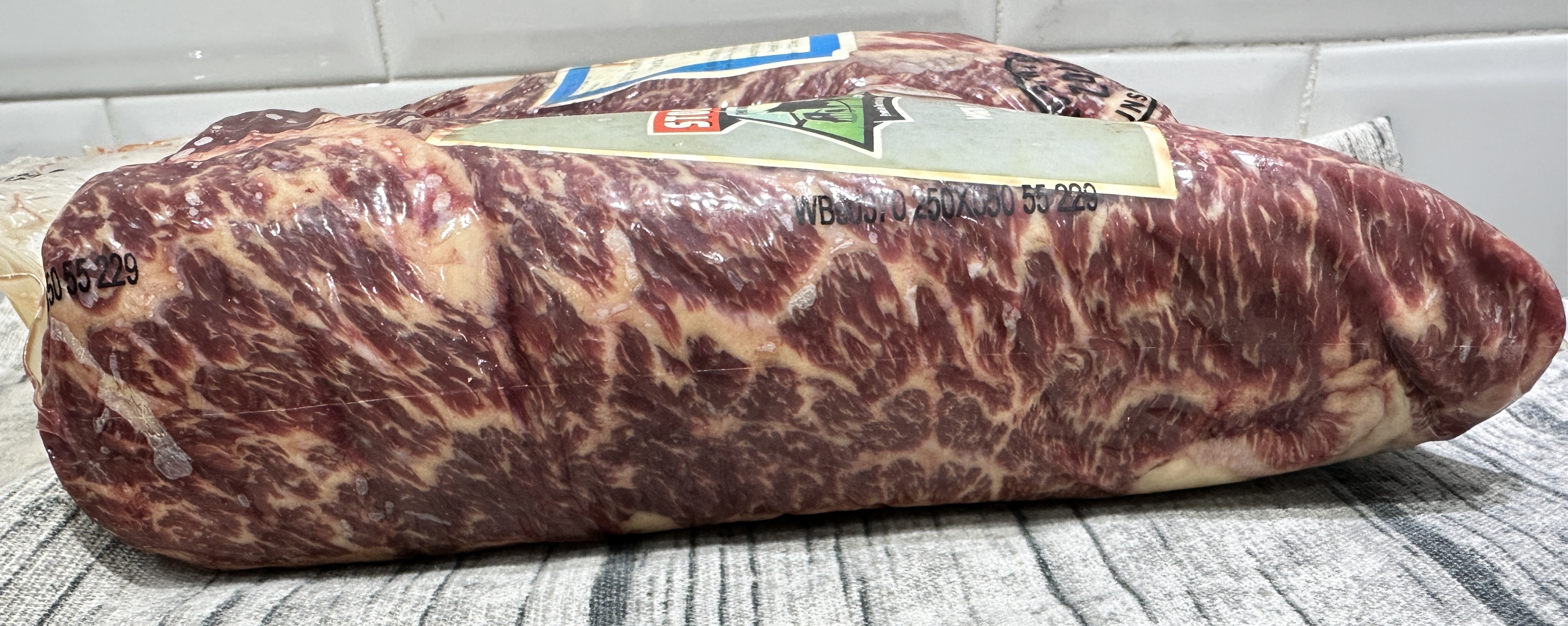澳洲冰鮮M7和牛牛頸脊