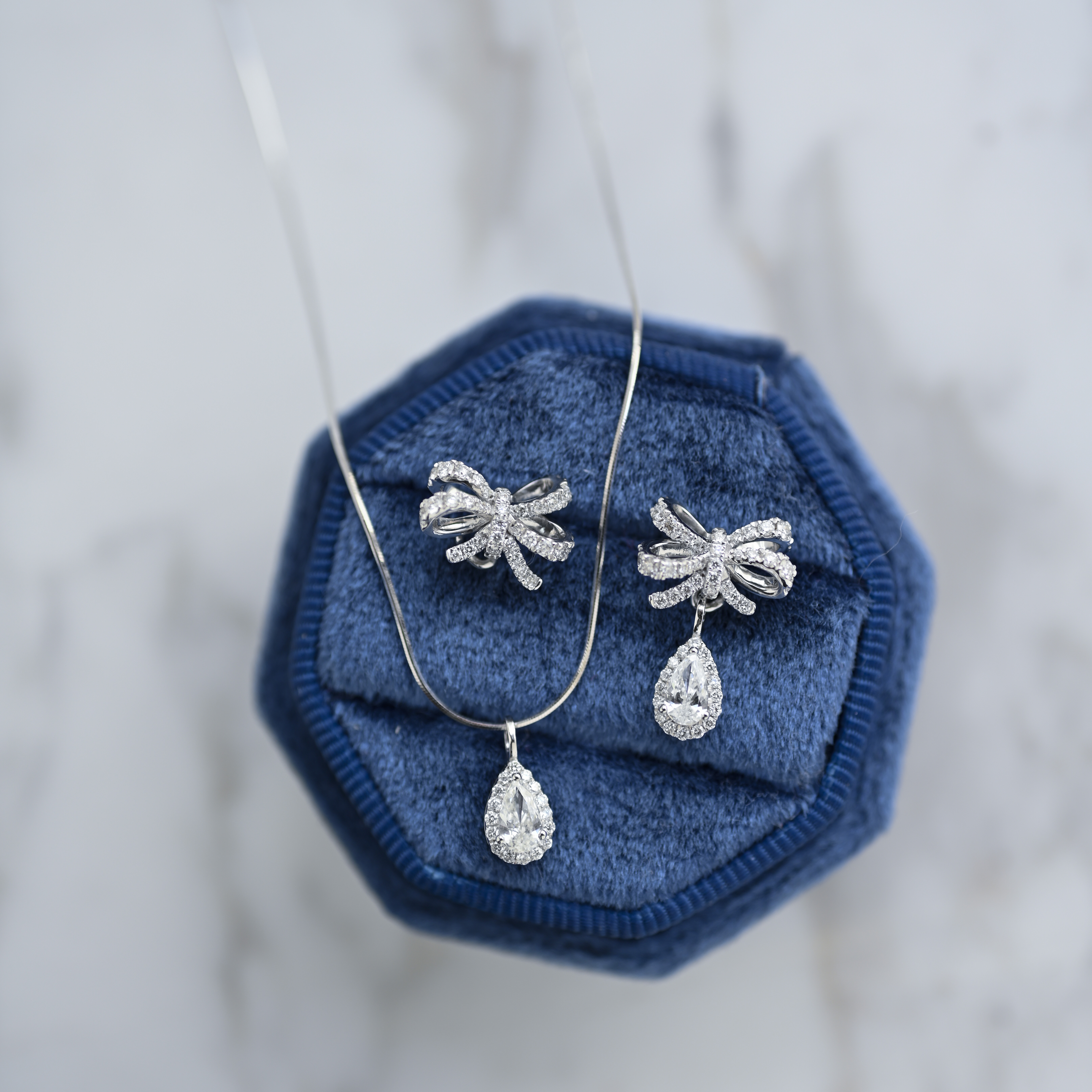 18K Multi-way Ribbon Diamond Earring