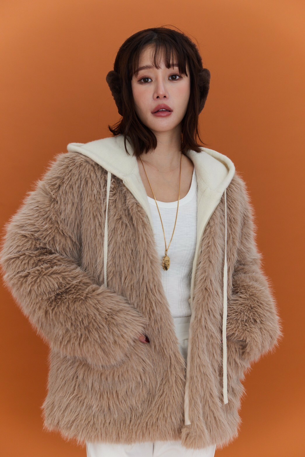 貴氣焦點毛毛外套_AMISSA（杏）